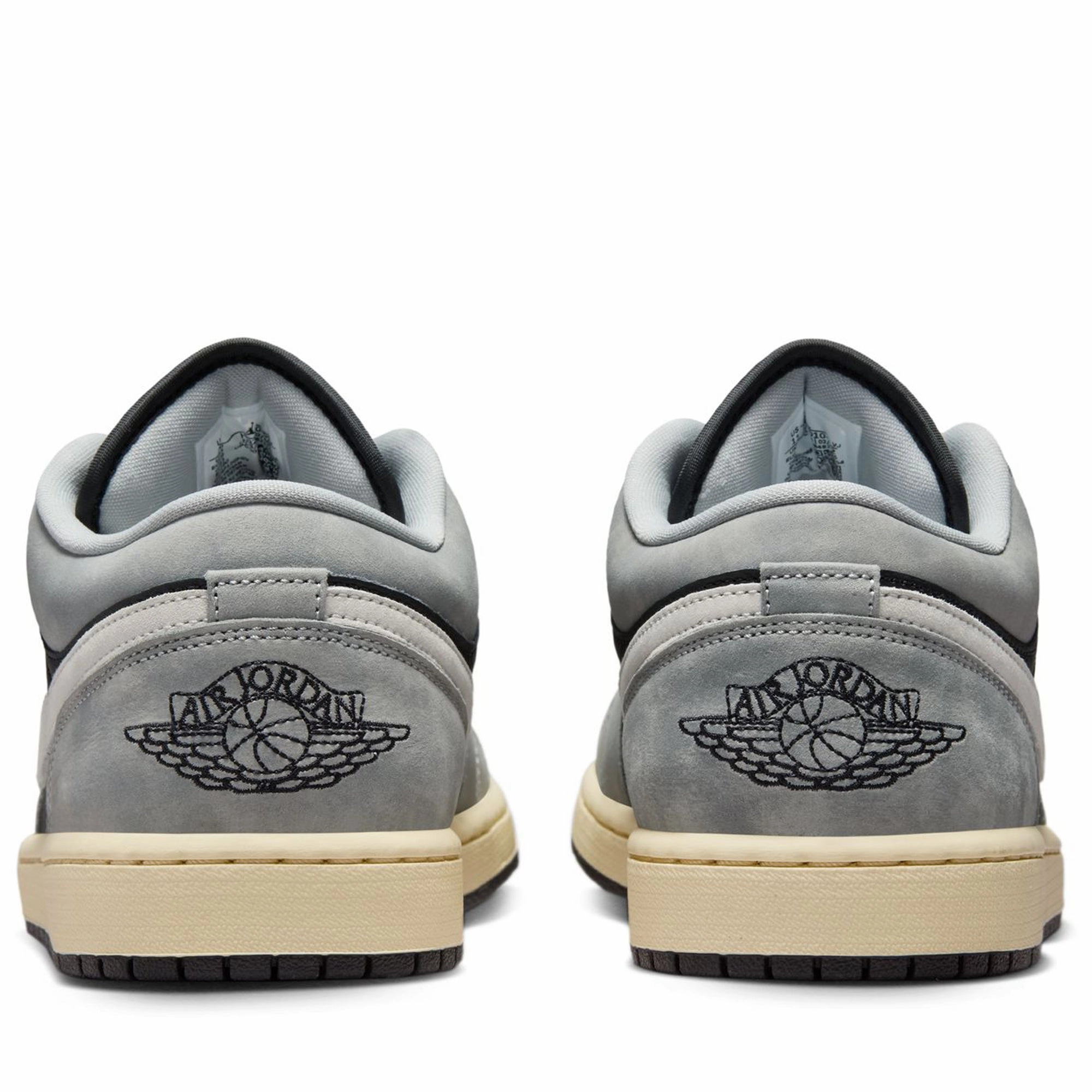 Air Jordan 1 Low SE - Light Smoke Grey/Black Air Jordan Basketball Shoes for Performance