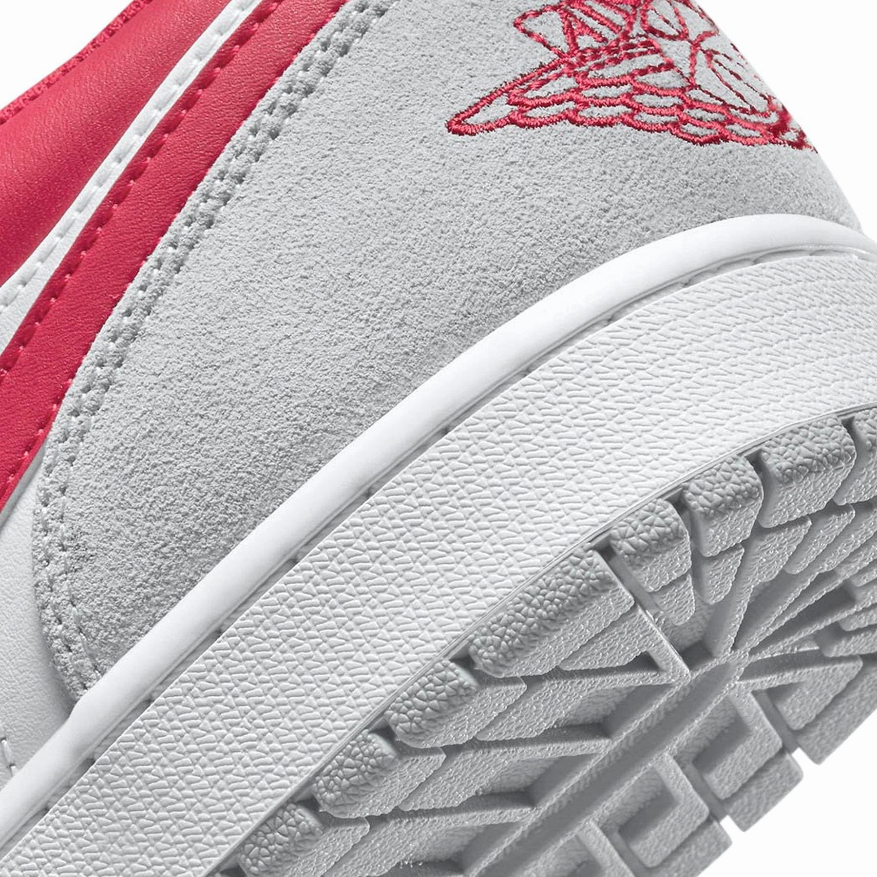 Air Jordan 1 Low SE 'Light Smoke Grey Gym Red' Air Jordan 1 Low lifestyle shoes