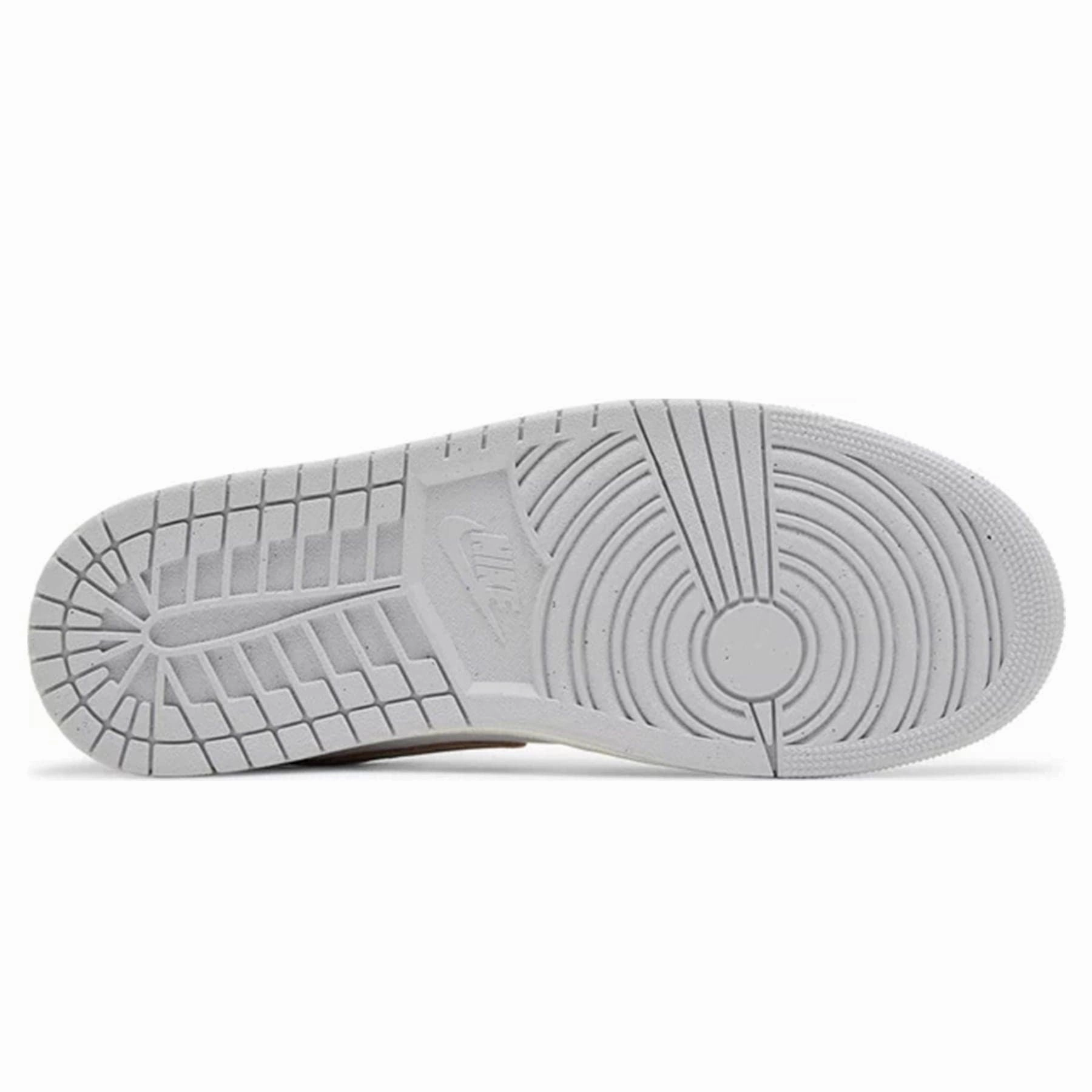 Air Jordan 1 Low SE 'Oxidized Green' Air Jordan 1 classic sneakers