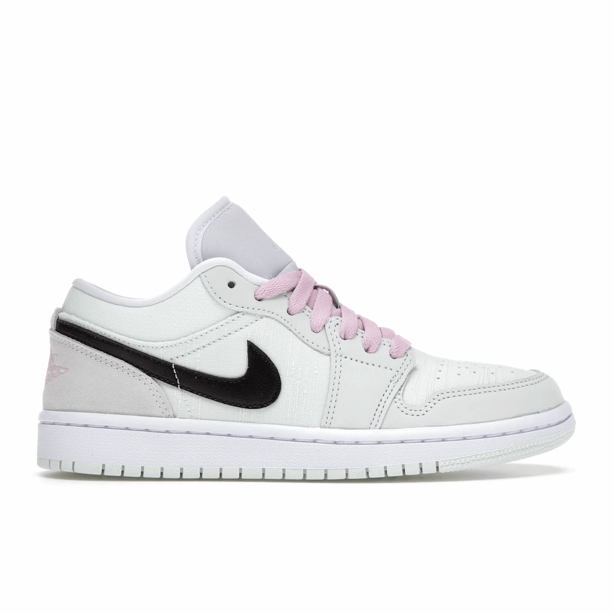 Air Jordan 1 Low SE Barely Green Air Jordan 1 Low shoes with sleek lifestyle appeal
