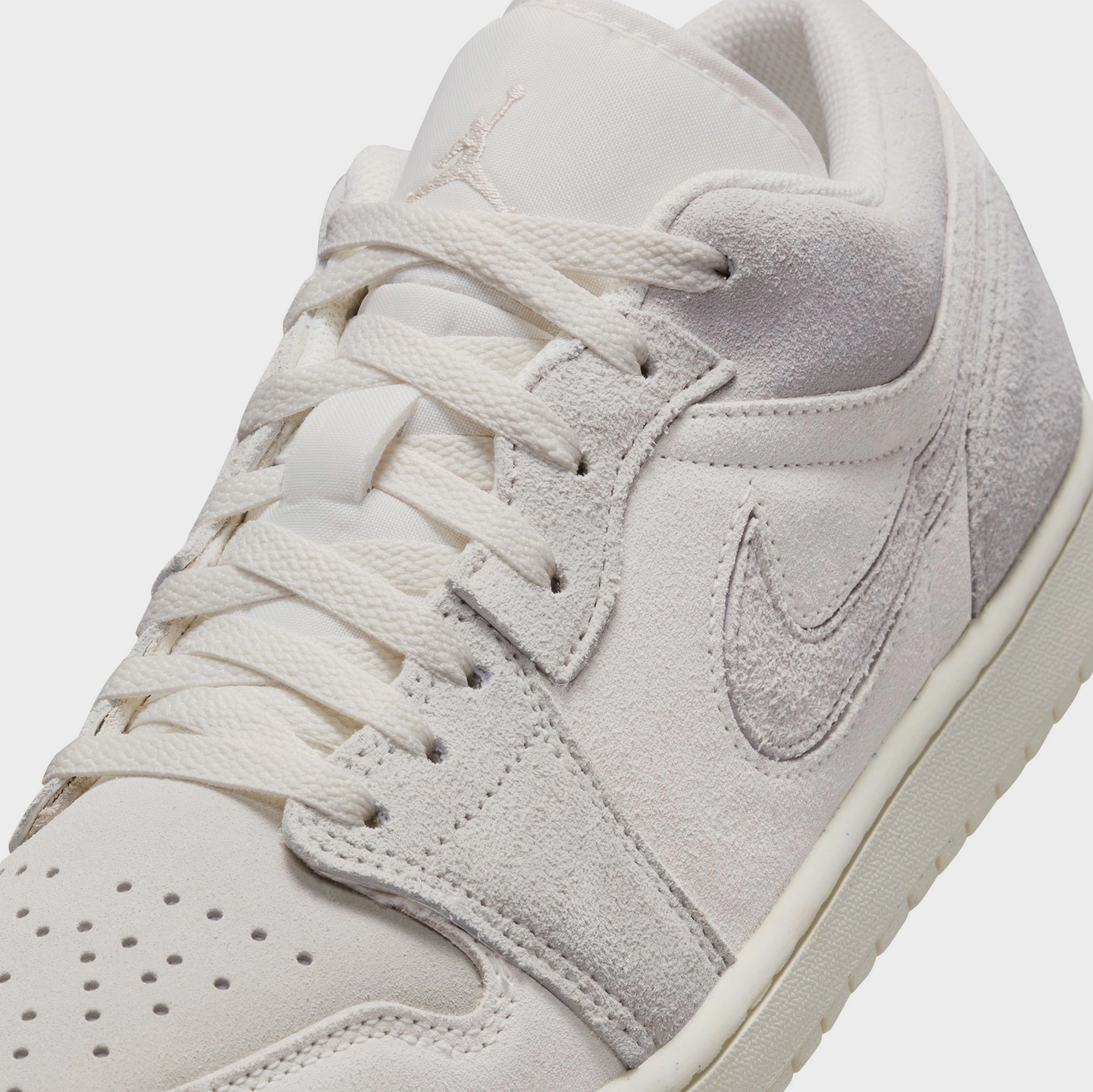 Air Jordan 1 Low SE Craft Mens Basketball Shoes (Pale Ivory/Sail/Legend Brown) Air Jordan 1 original design shoes