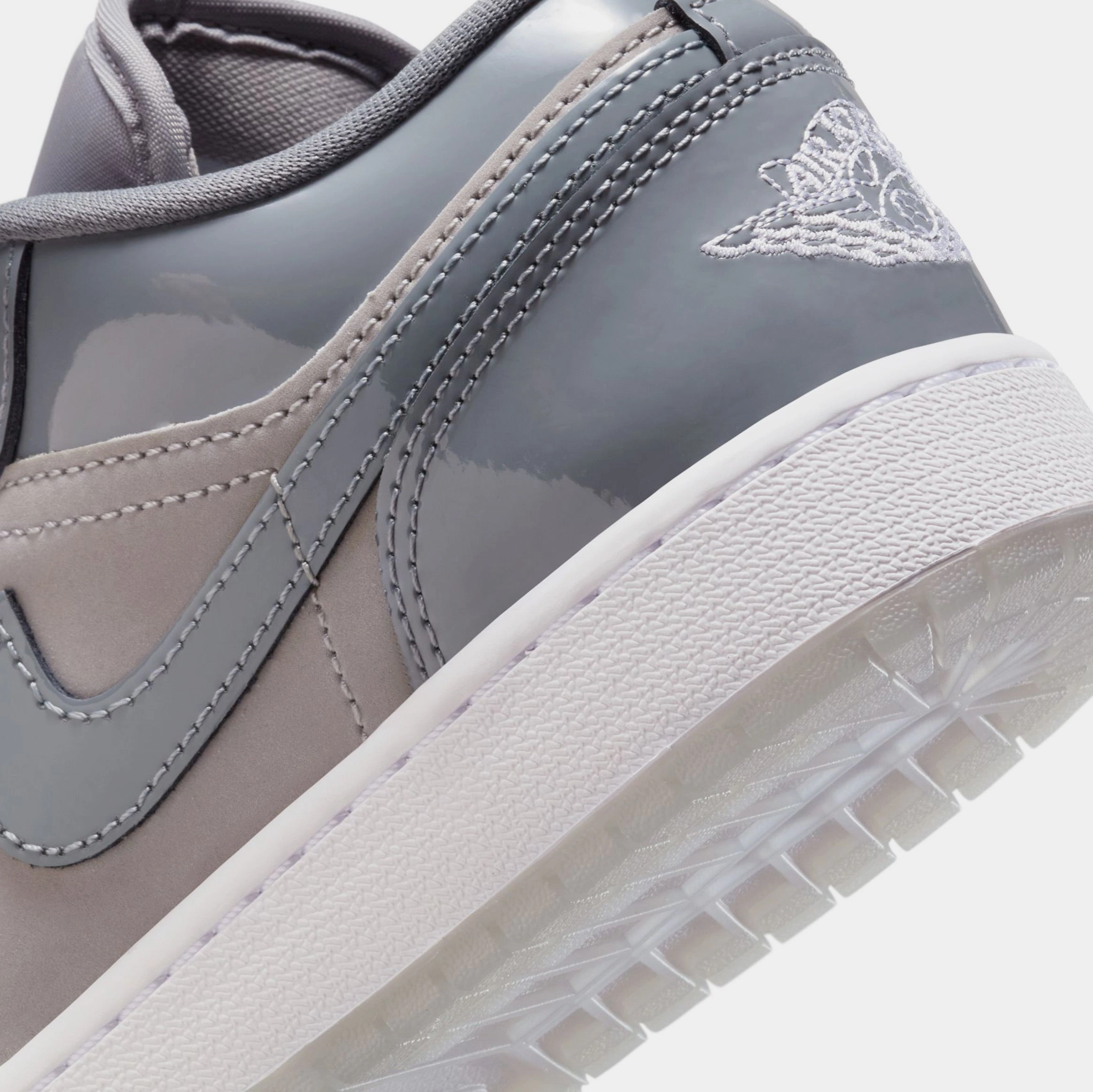 Air Jordan 1 Low SE Grade School Lifestyle Shoes (Grey/Taupe) Air Jordan 1 original design shoes