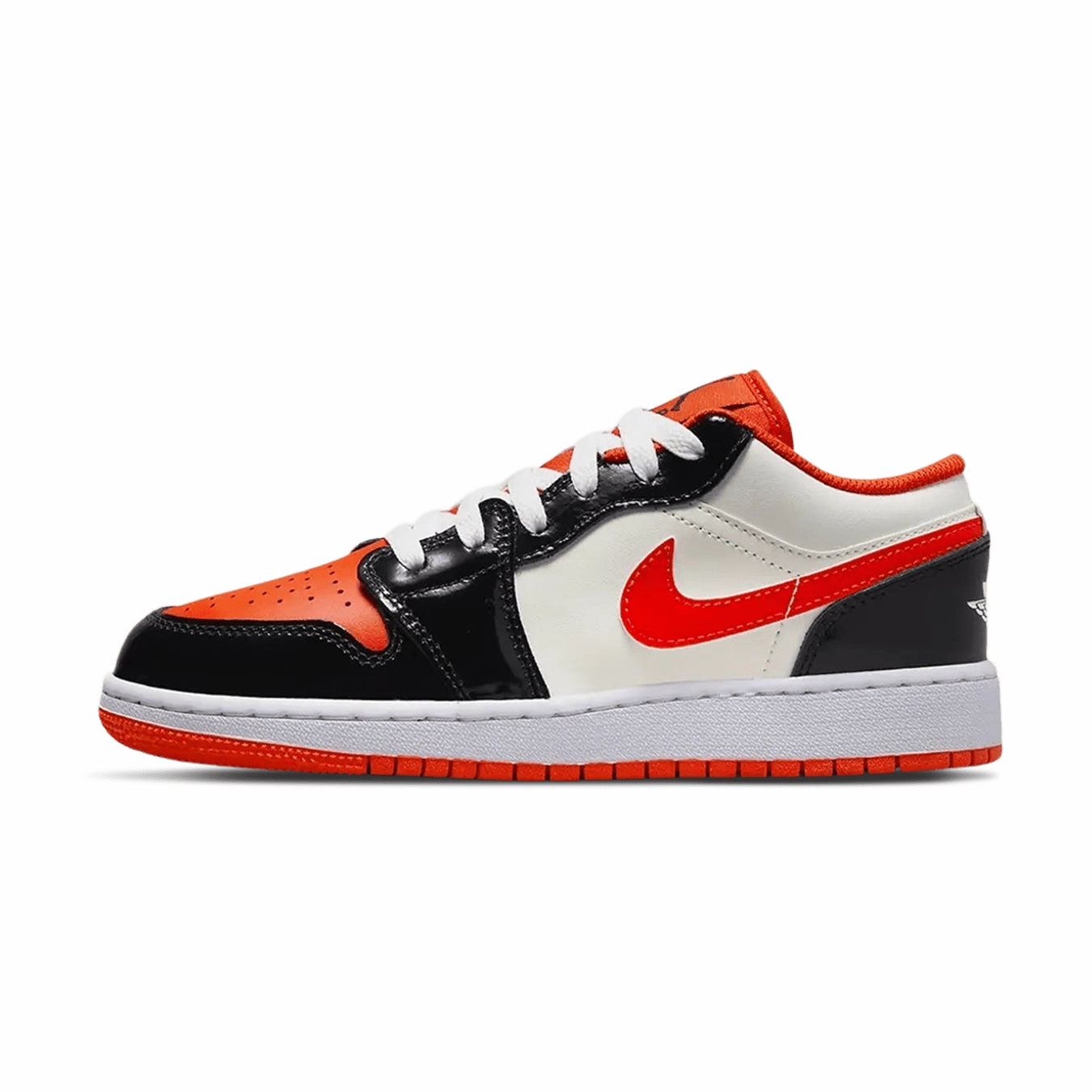 Air Jordan 1 Low SE GS 'Halloween' Air Jordan 1 Low sneakers perfect for casual outfits