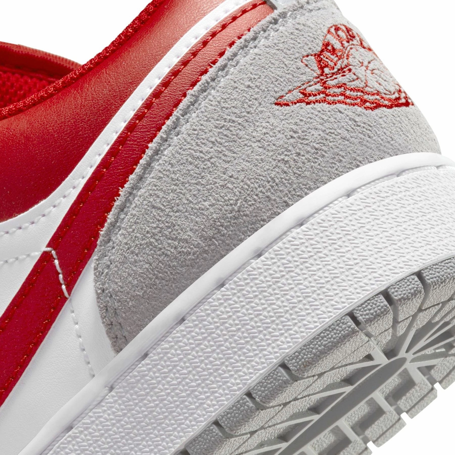 Air Jordan 1 Low SE GS 'Light Smoke Grey Gym Red' Air Jordan 1 Low lifestyle shoes