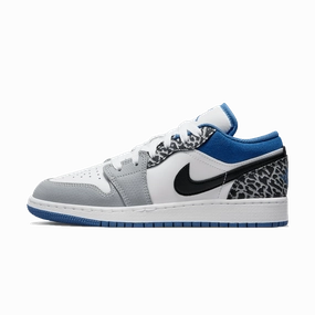 Air Jordan 1 Low SE GS 'True Blue' Air Jordan 1 timeless sneakers for Jordan fans