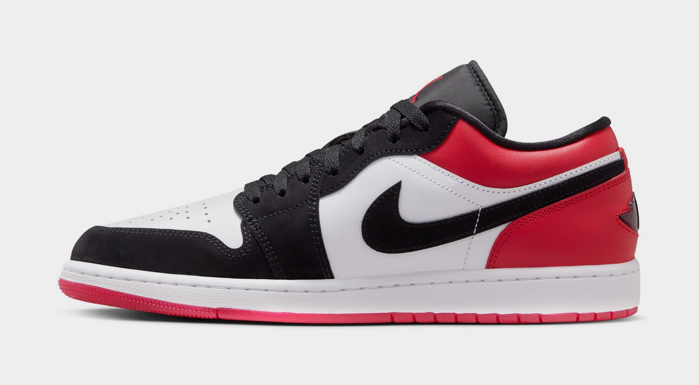 Air Jordan 1 Low SE Mens Lifestyle Shoes (White/Varsity Red/Black) Air Jordan 1 original design shoes