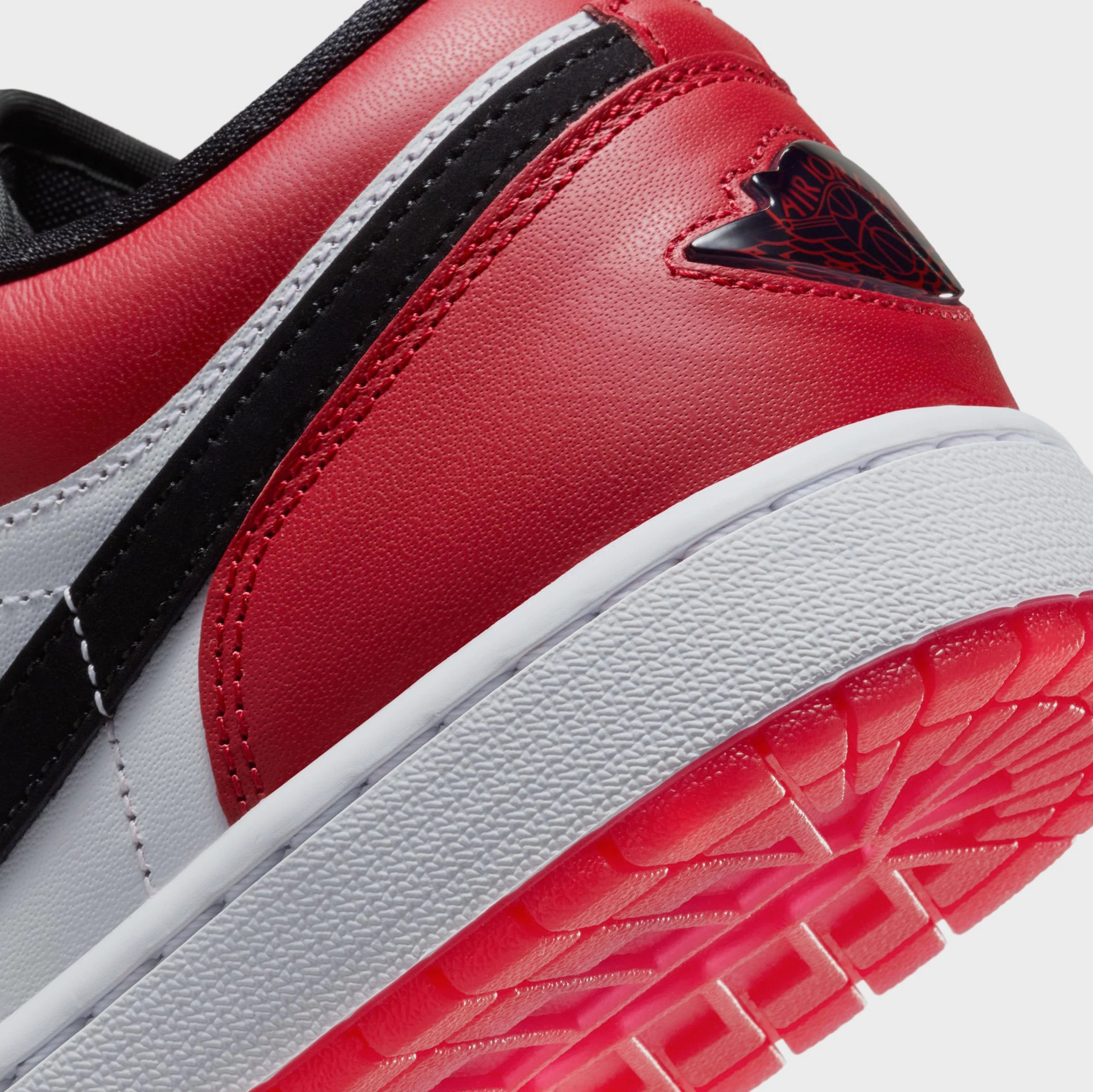 Air Jordan 1 Low SE Mens Lifestyle Shoes (White/Varsity Red/Black) Air Jordan 1 original design shoes