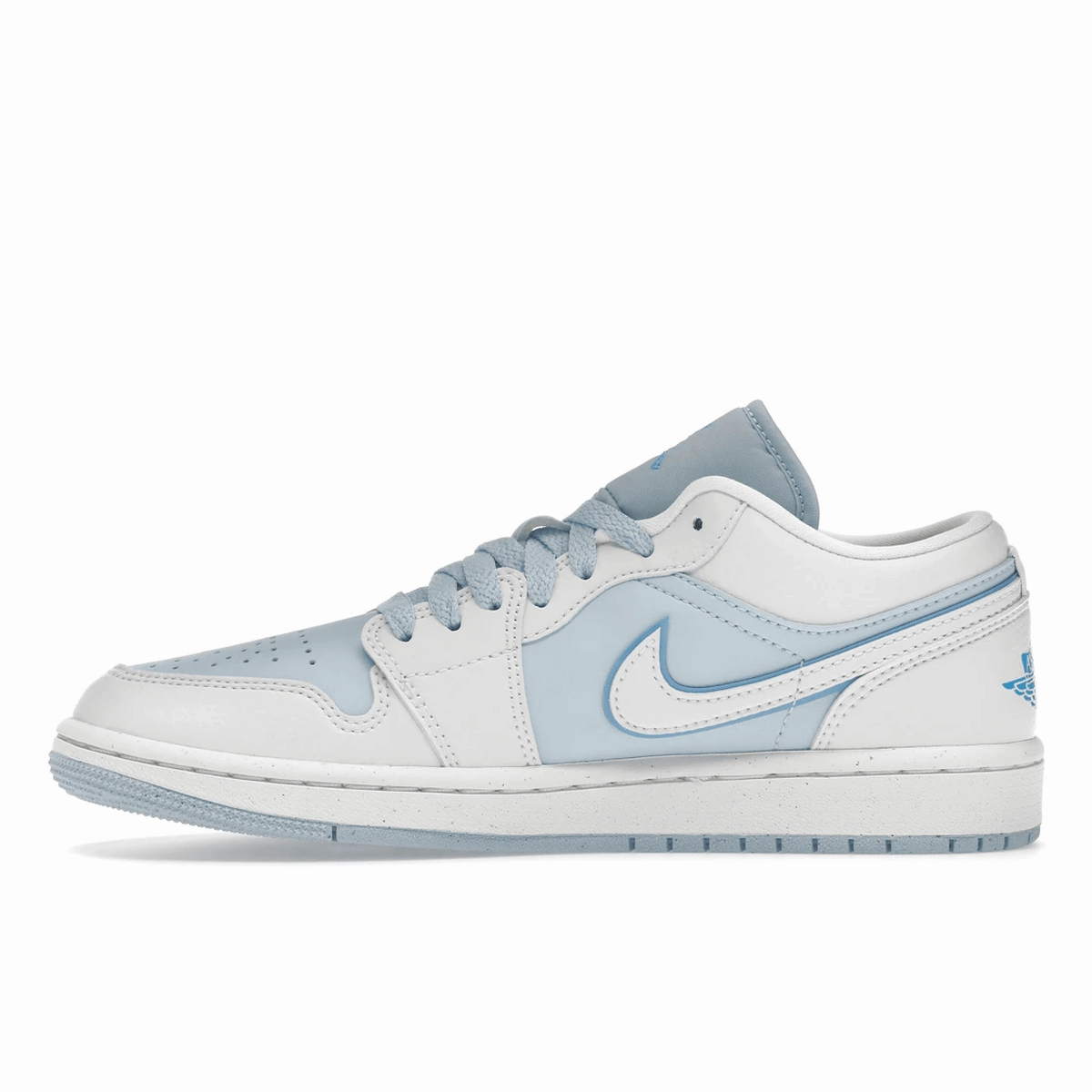 Air Jordan 1 Low SE Reverse Ice Blue Air Jordan 1 Low casual sneakers