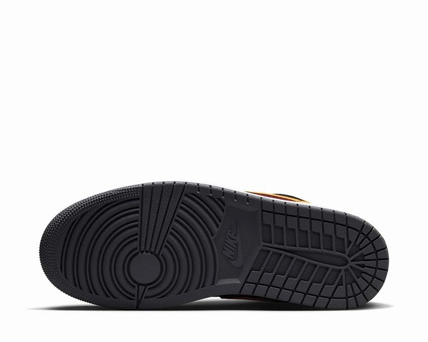 Air Jordan 1 Low SE Timeless hoop footwear