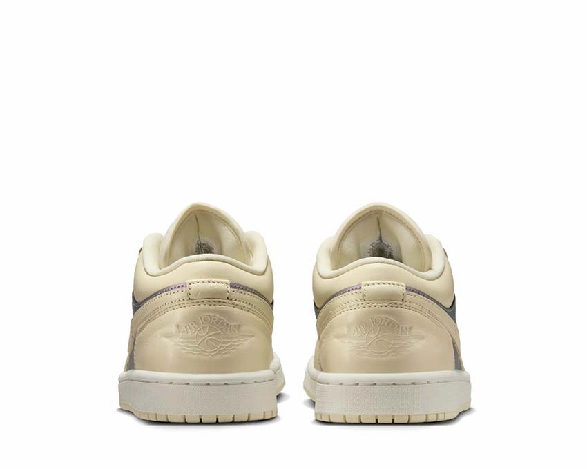 Air Jordan 1 Low SE W "Muslin" Vintage leather court sneakers