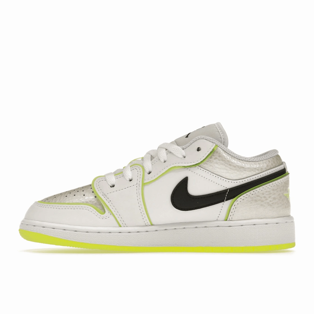 Air Jordan 1 Low SE Warped Swoosh Air Jordan 1 Low casual sneakers