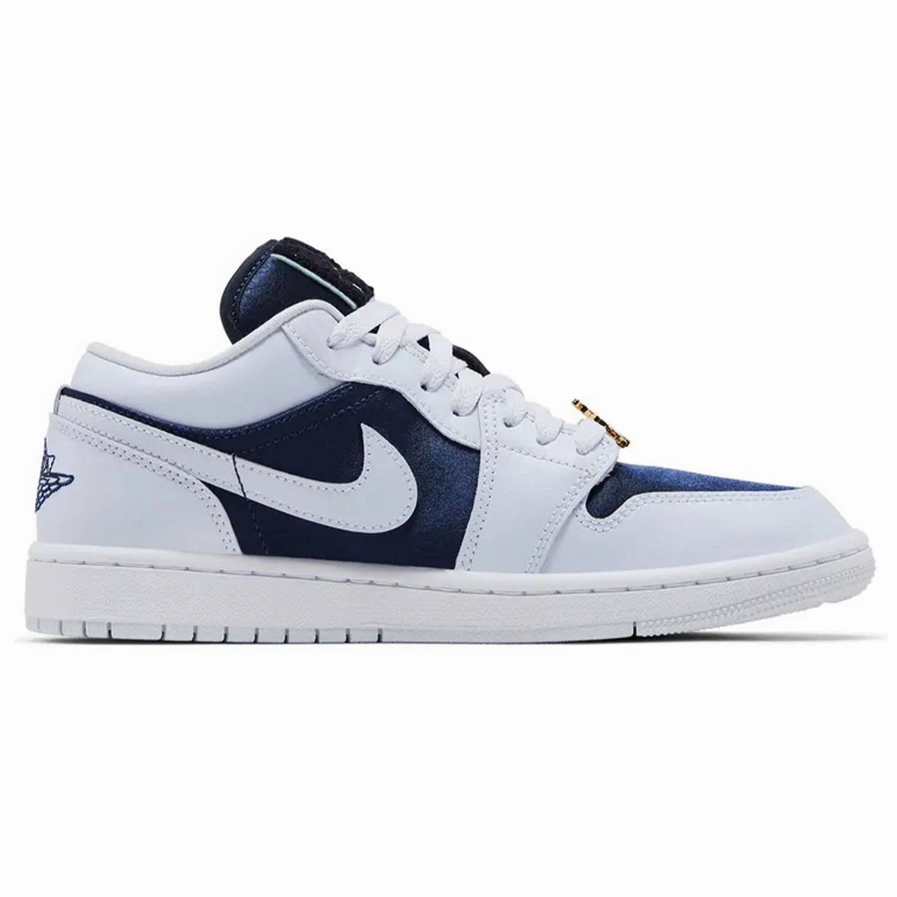 Air Jordan 1 Low SE Wmns 'Midnight Navy Gold Charms' Air Jordan 1 classic sneakers