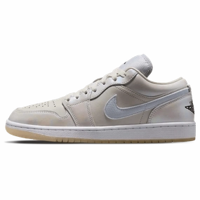Air Jordan 1 Low SE Wmns 'Year of the Snake' Air Jordan 1 sneakers with heritage court style