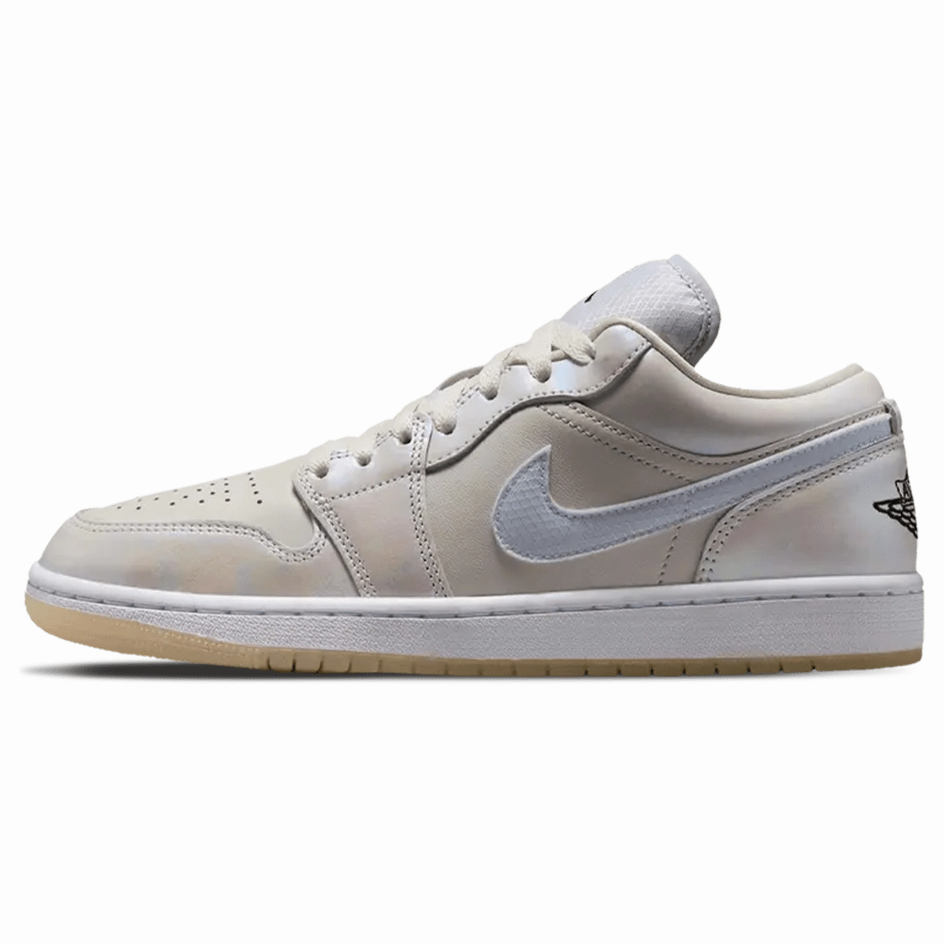 Air Jordan 1 Low SE Wmns 'Year of the Snake' Air Jordan 1 Low sneakers perfect for casual outfits
