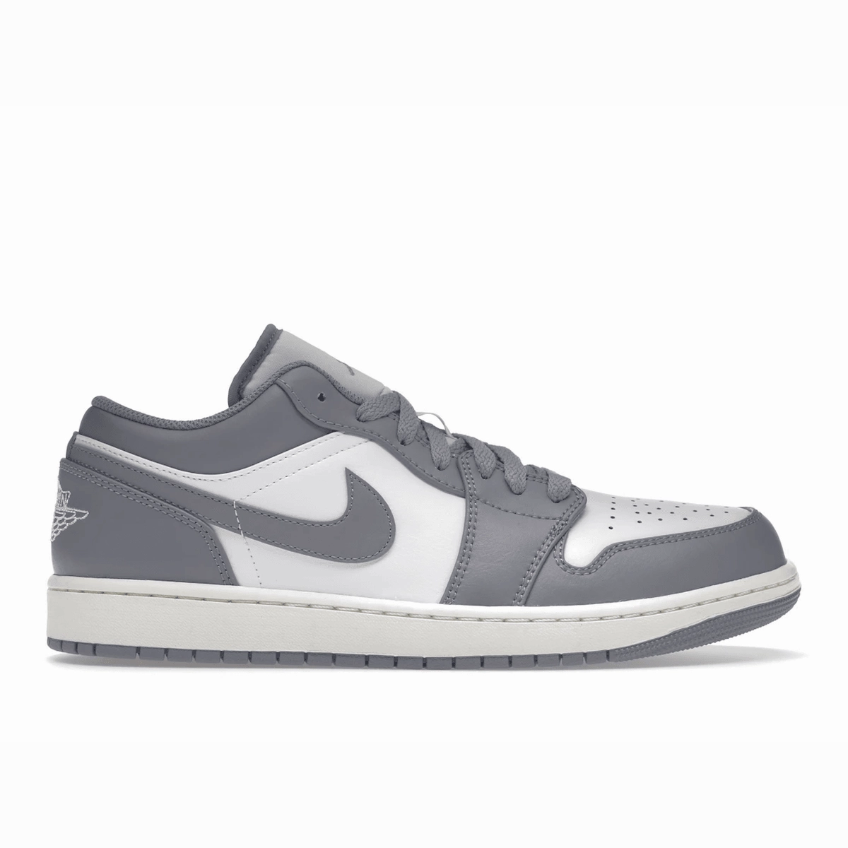Air Jordan 1 Low Vintage Grey Air Jordan 1 Low shoes with sleek lifestyle appeal