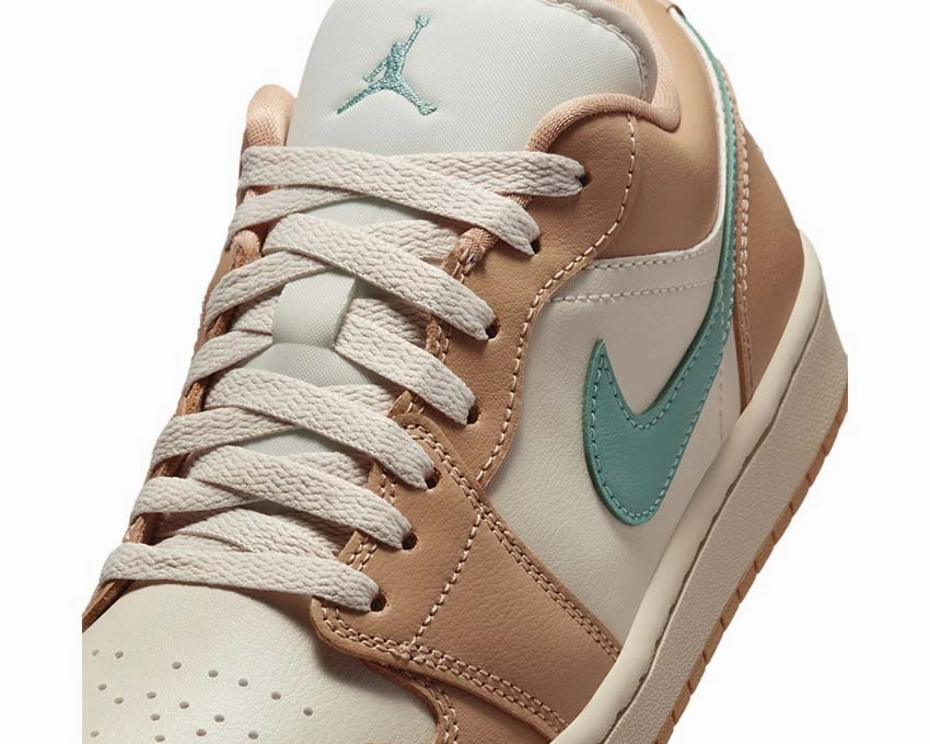 Air Jordan 1 Low W "Hemp" Timeless hoop footwear