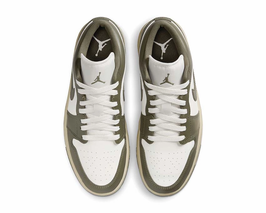 Air Jordan 1 Low W Timeless hoop footwear