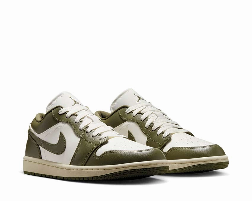 Air Jordan 1 Low W Timeless hoop footwear