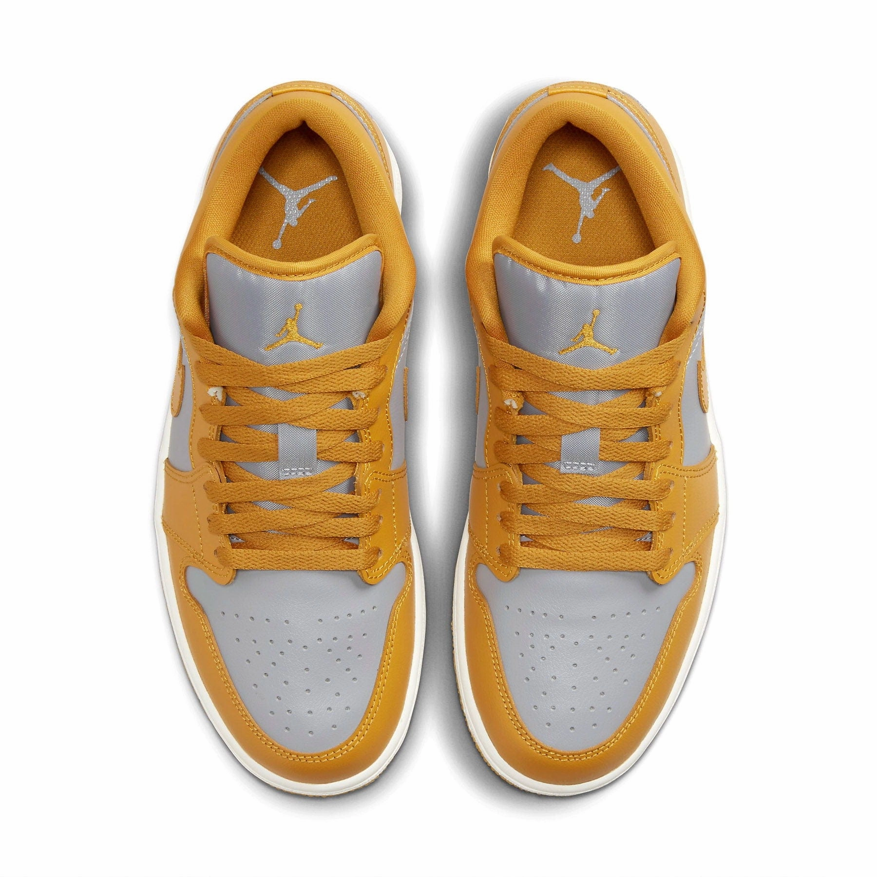 Air Jordan 1 Low Wmns 'Chutney' Air Jordan 1 classic sneakers