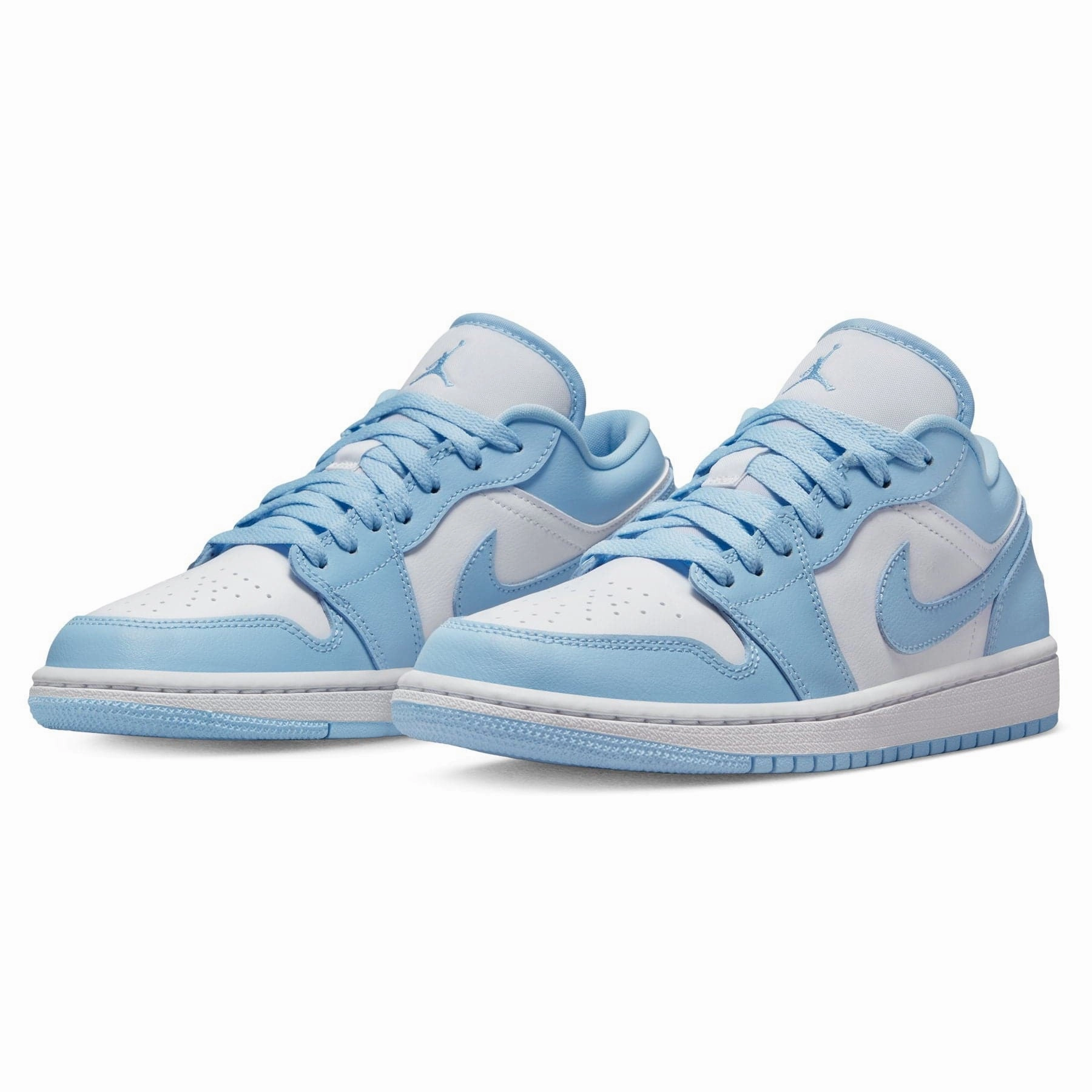 Air Jordan 1 Low Wmns 'Ice Blue' Air Jordan 1 vintage style sneakers