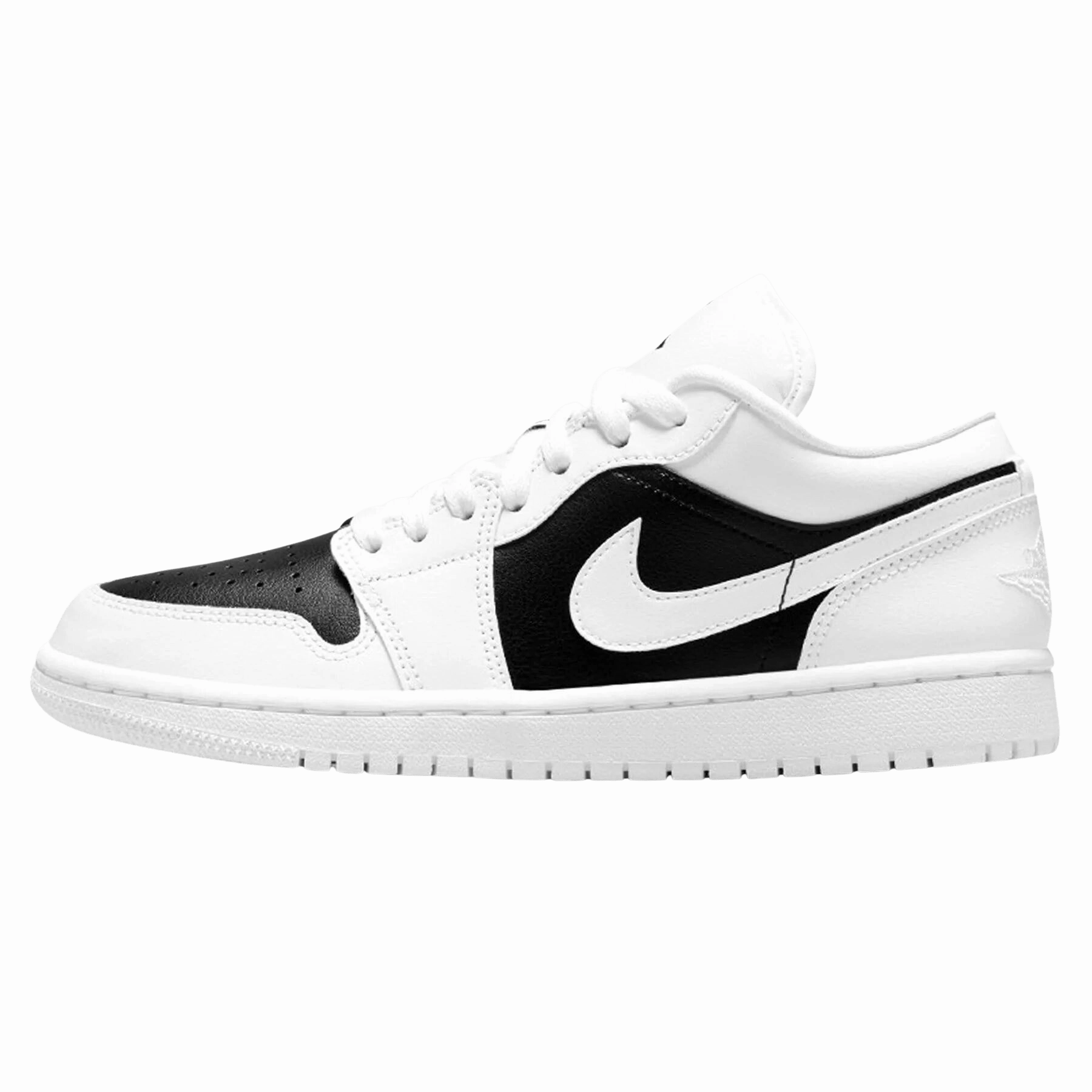 Air Jordan 1 Low Wmns 'Panda' 2021 Air Jordan 1 sneakers with heritage court style