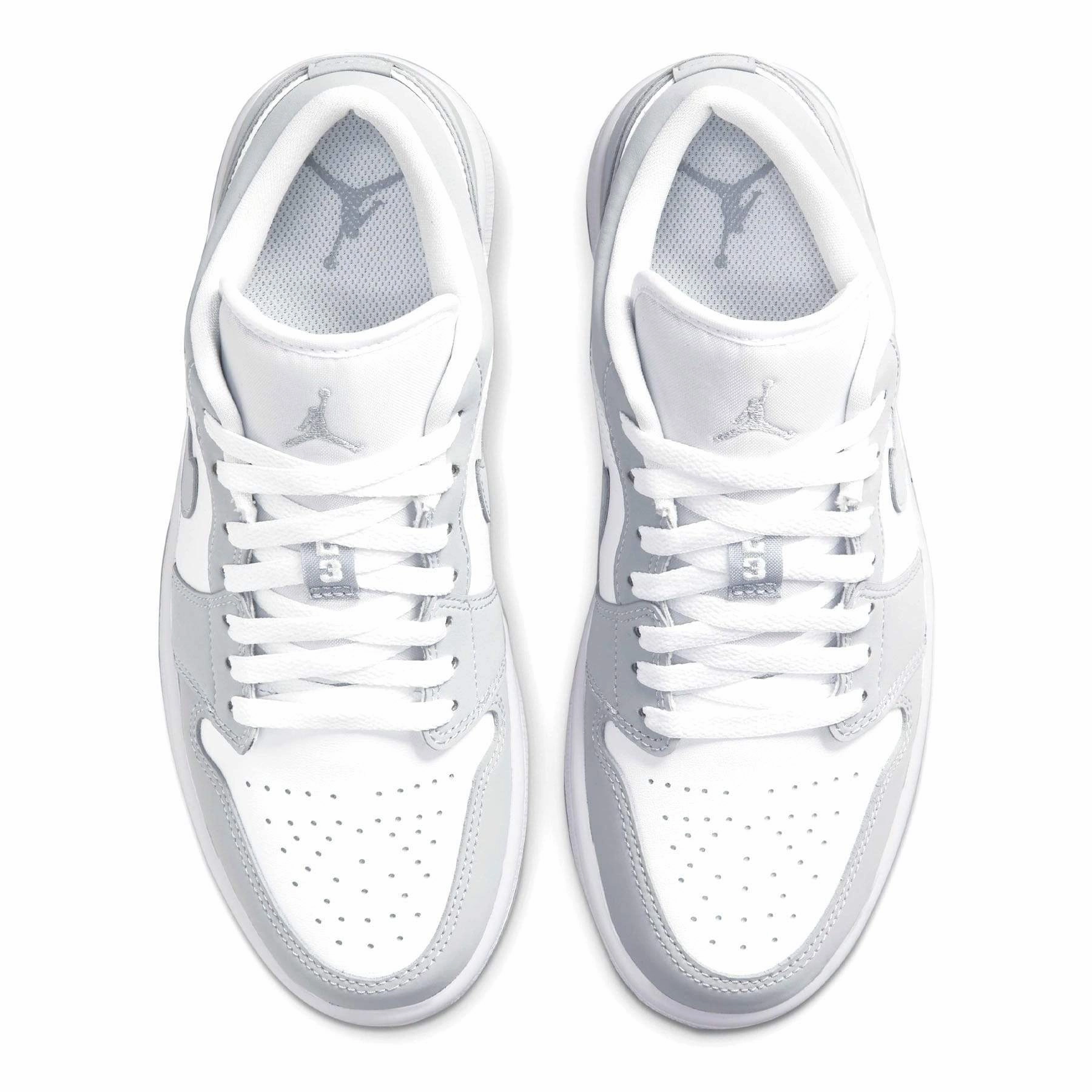 Air Jordan 1 Low Wmns 'White Wolf Grey' Air Jordan 1 vintage style sneakers