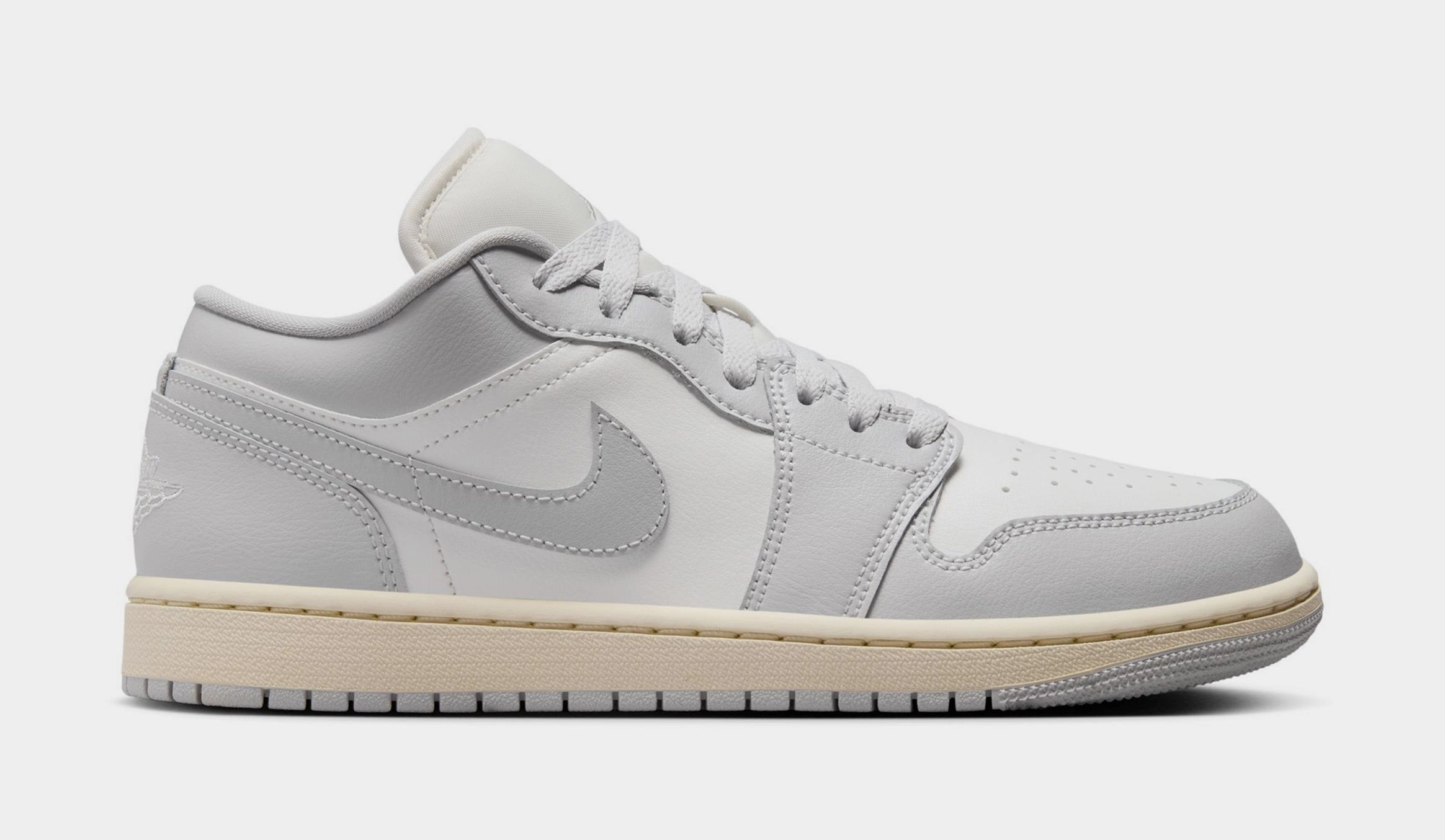 Air Jordan 1 Low Womens Lifestyle Shoes (Sail/Coconut Milk/Neutral Grey) Air Jordan 1 classic shoes for streetwear looks