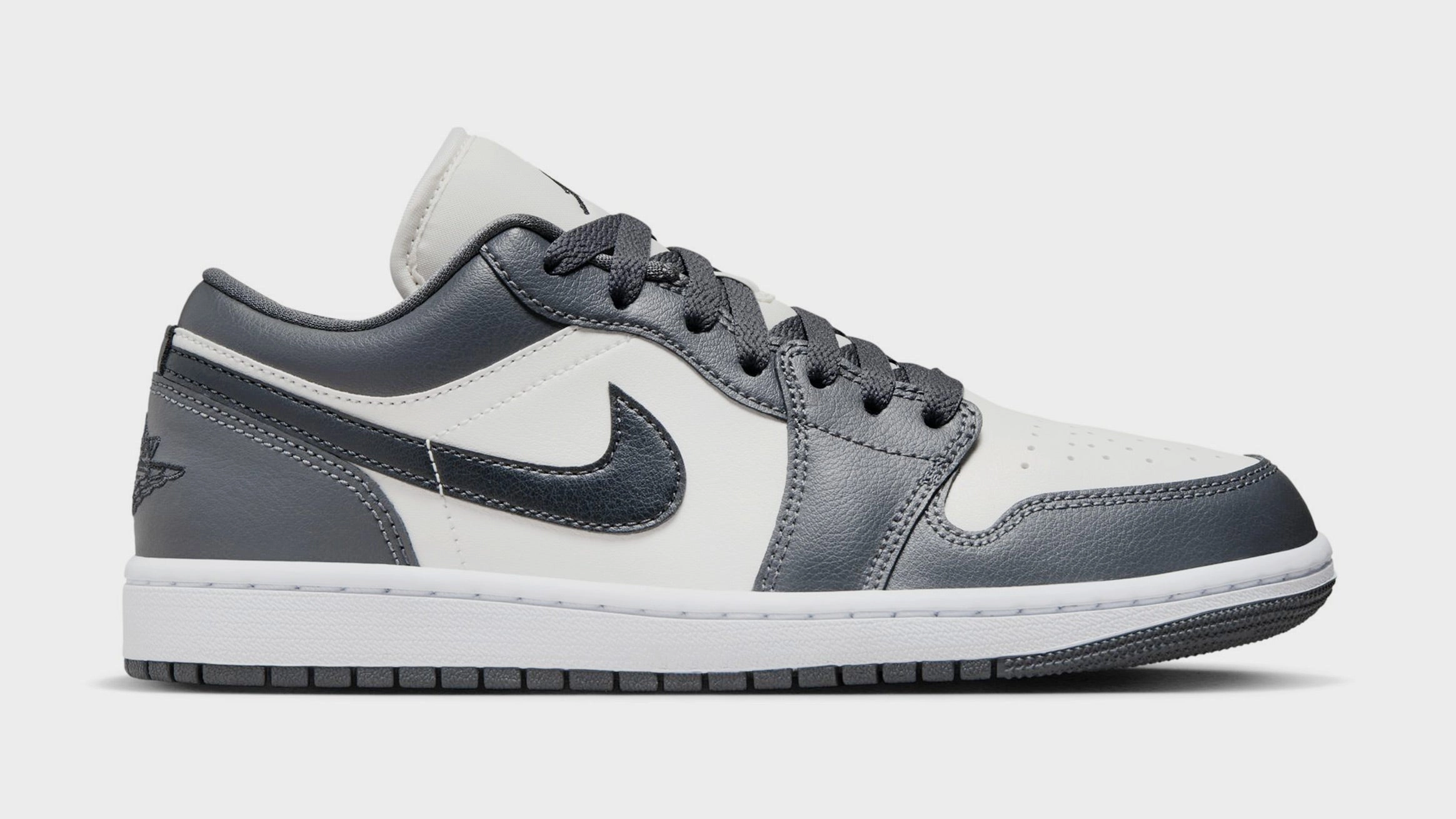 Air Jordan 1 Low Womens Lifestyle Shoes (Sail/Dark Grey/White/Off Noir) Air Jordan 1 classic shoes for streetwear looks