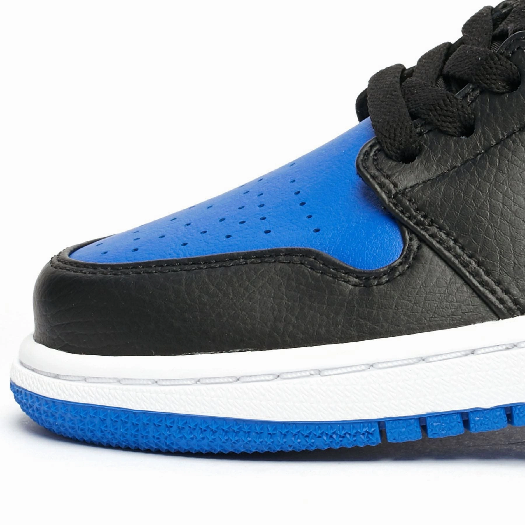 Air Jordan 1 Mid 'Black Hyper Royal' Air Jordan 1 Mid streetwear shoes