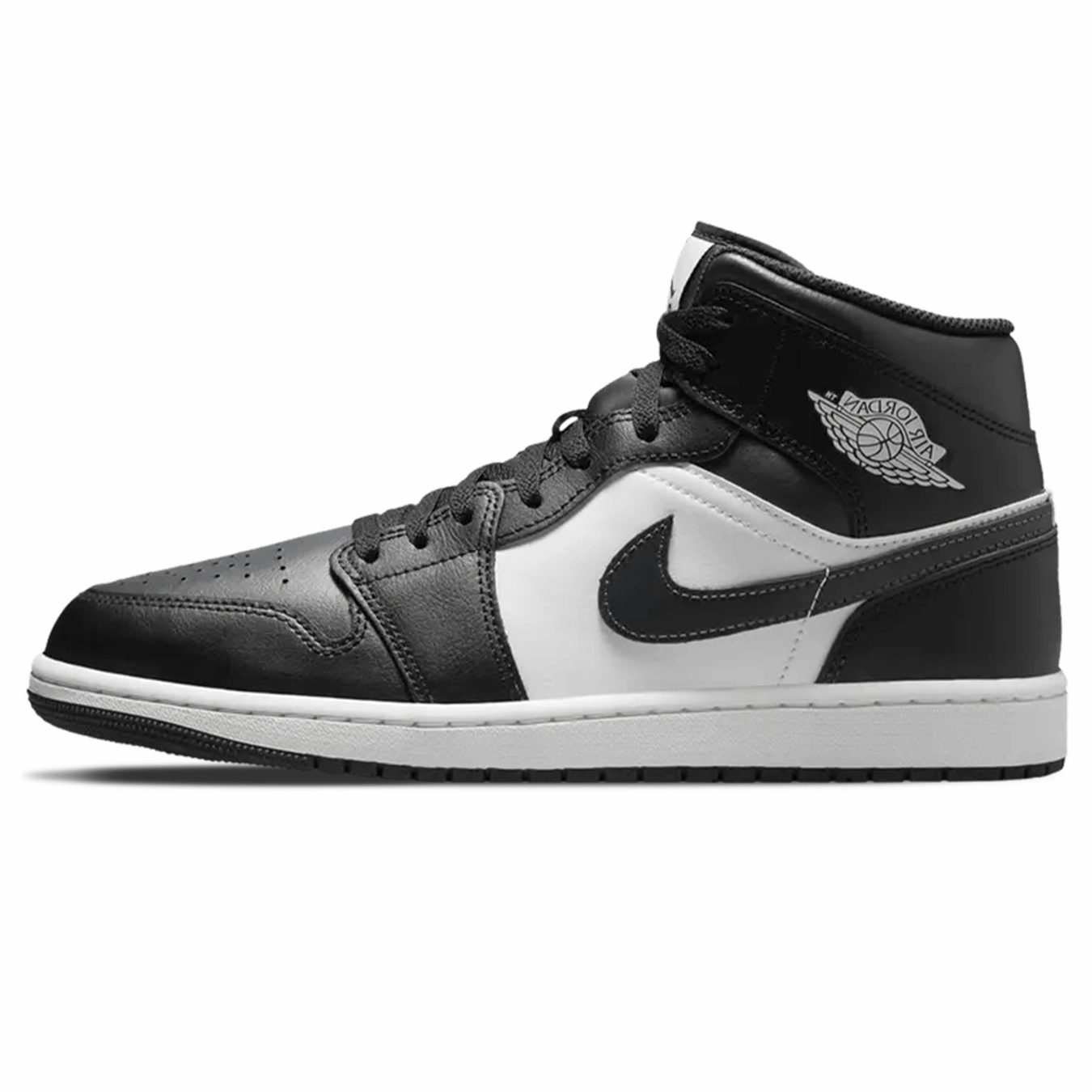 Air Jordan 1 Mid 'Black Off Noir' Air Jordan 1 sneakers with heritage court style