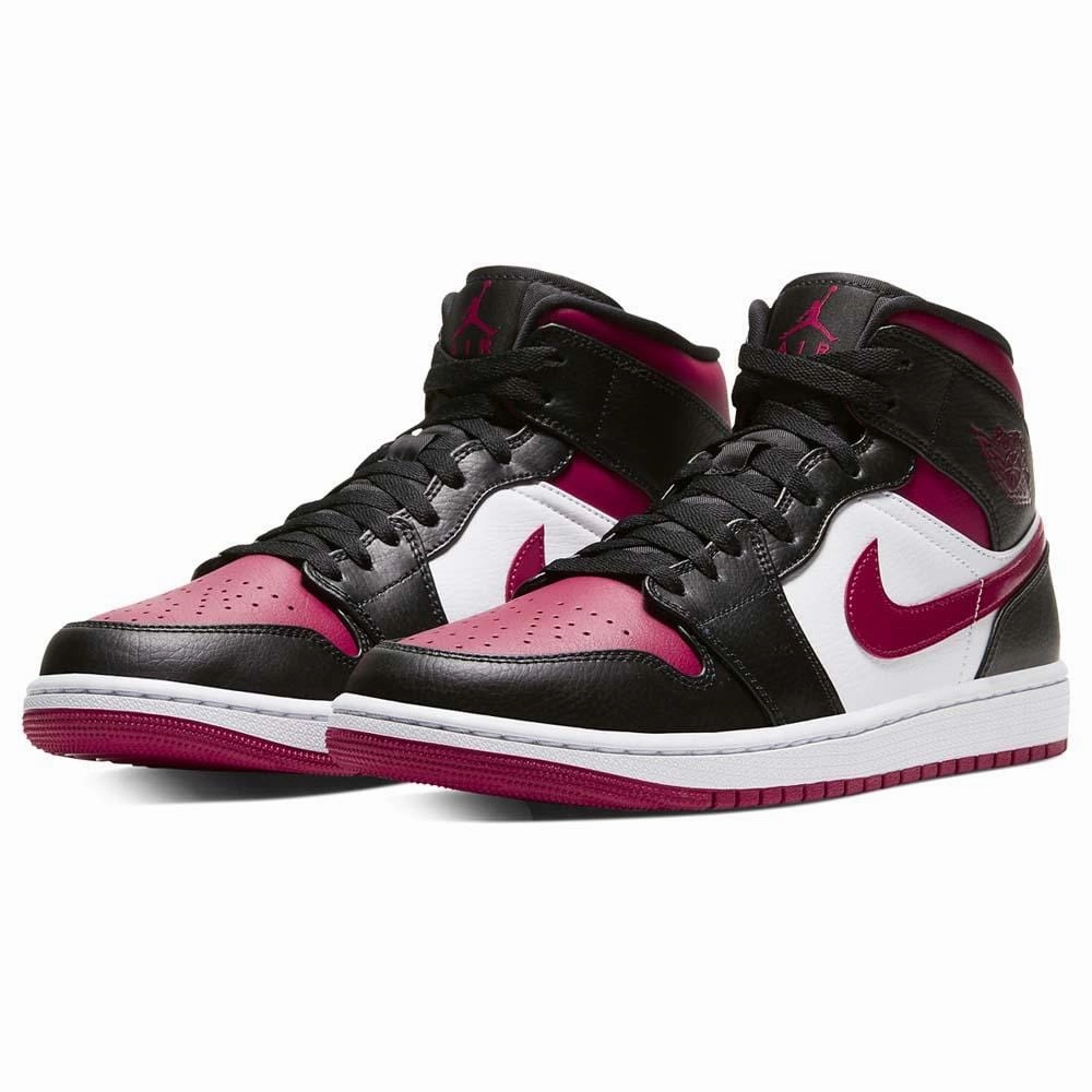 Air Jordan 1 Mid ??Bred Toe?? Air Jordan 1 vintage style sneakers