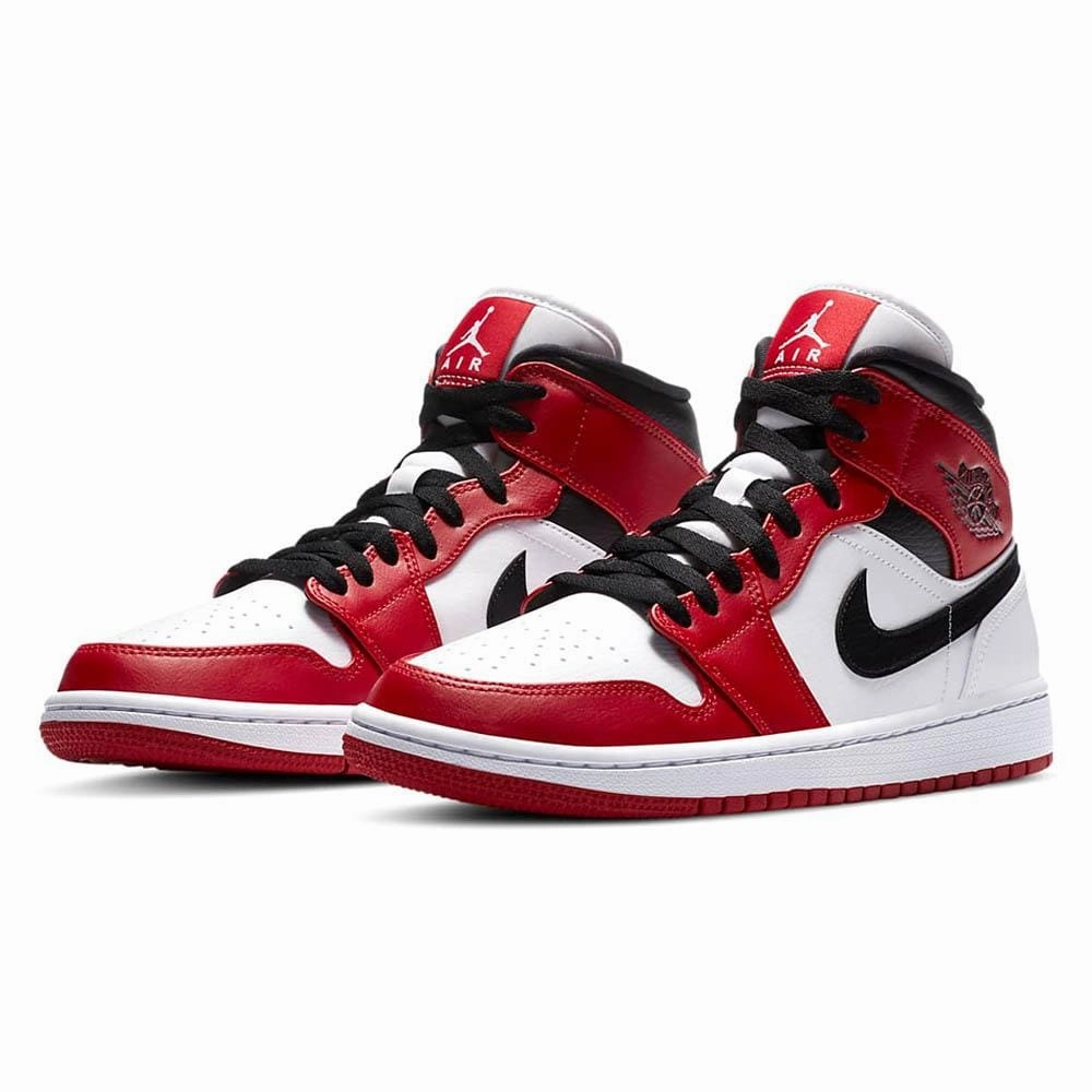 Air Jordan 1 Mid 'Chicago' 2020 Air Jordan 1 vintage style sneakers