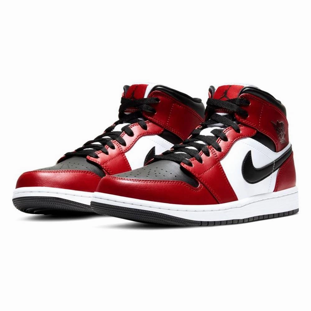 Air Jordan 1 Mid 'Chicago Black Toe' Air Jordan 1 vintage style sneakers