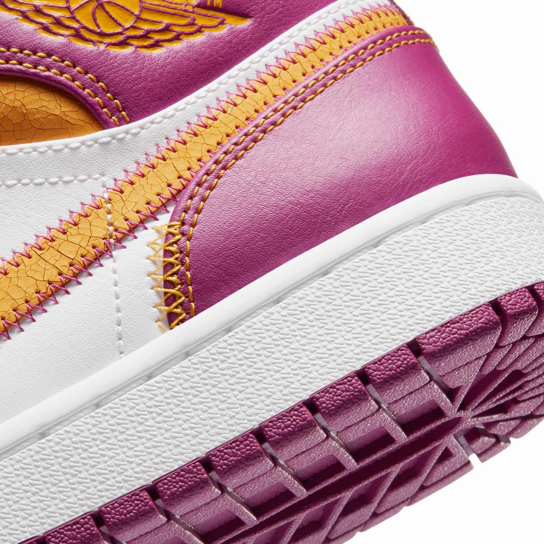 Air Jordan 1 Mid 'D??a de Muertos' Air Jordan 1 Mid streetwear shoes
