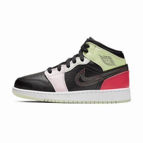 Air Jordan 1 Mid 'Glow In The Dark' Air Jordan 1 Mid versatile shoes for daily wear
