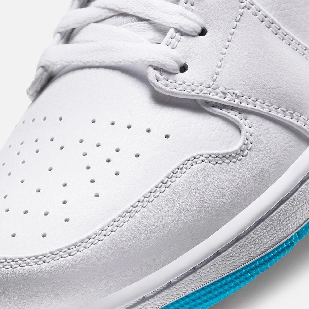 Air Jordan 1 Mid 'Laser Blue' Air Jordan 1 Mid streetwear shoes