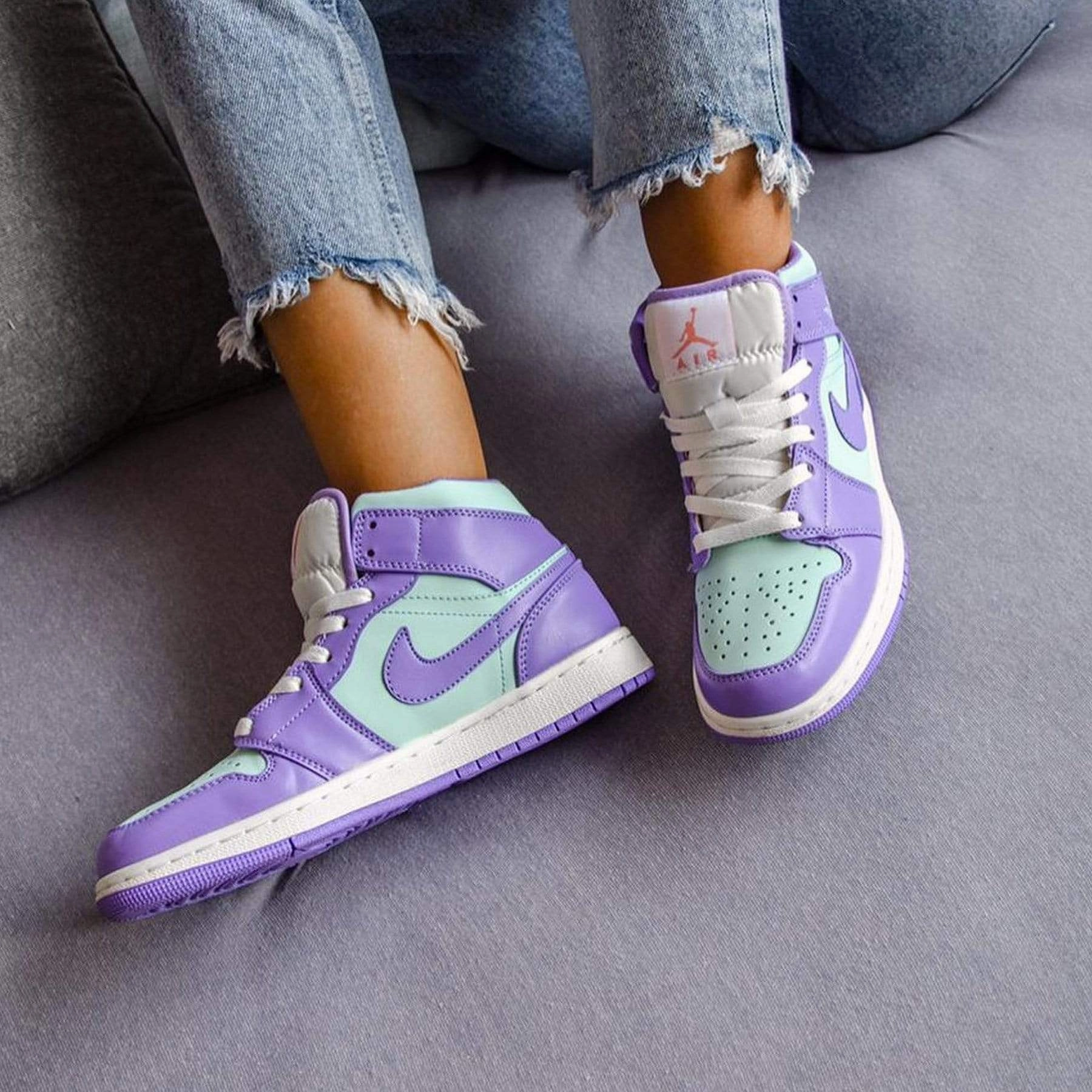 Air Jordan 1 Mid 'Purple Aqua' Air Jordan 1 vintage style sneakers