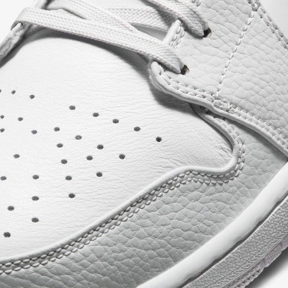 Air Jordan 1 Mid 'Swoosh Logo - Grey Camo' Air Jordan 1 vintage style sneakers