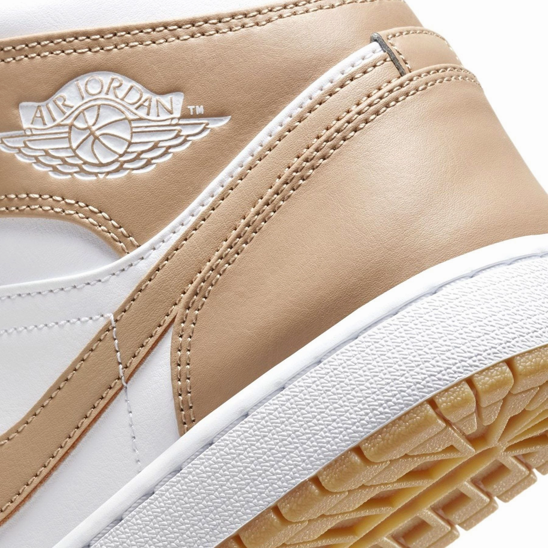 Air Jordan 1 Mid 'Tan Gum' Air Jordan 1 Mid streetwear shoes