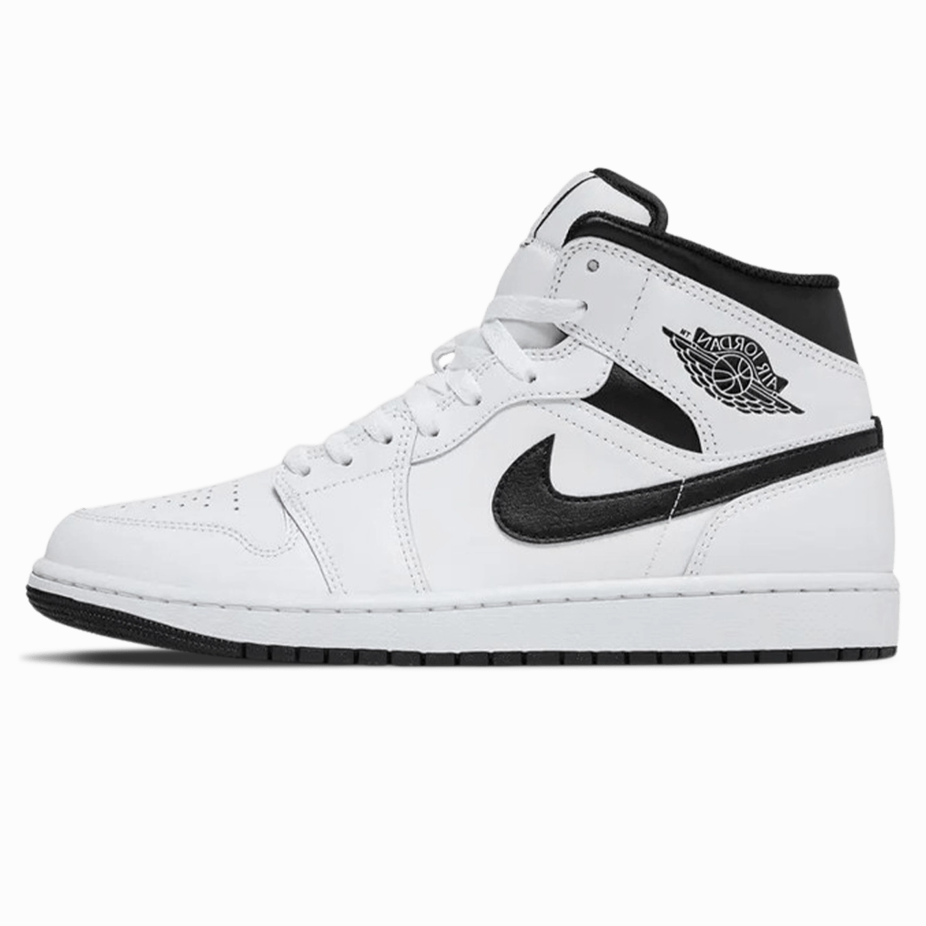 Air Jordan 1 Mid 'White Black' Air Jordan 1 sneakers with heritage court style