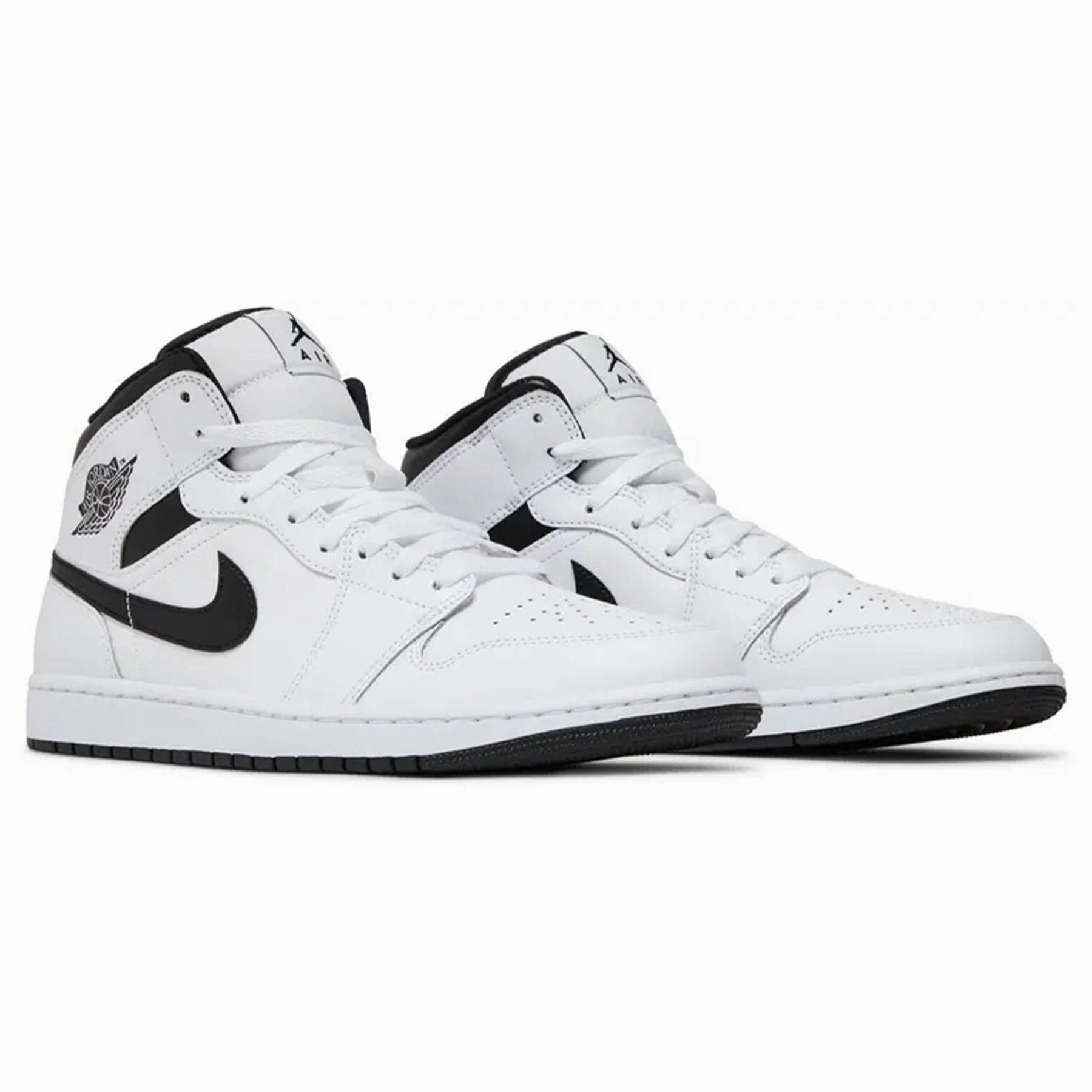 Air Jordan 1 Mid 'White Black' Air Jordan 1 classic sneakers