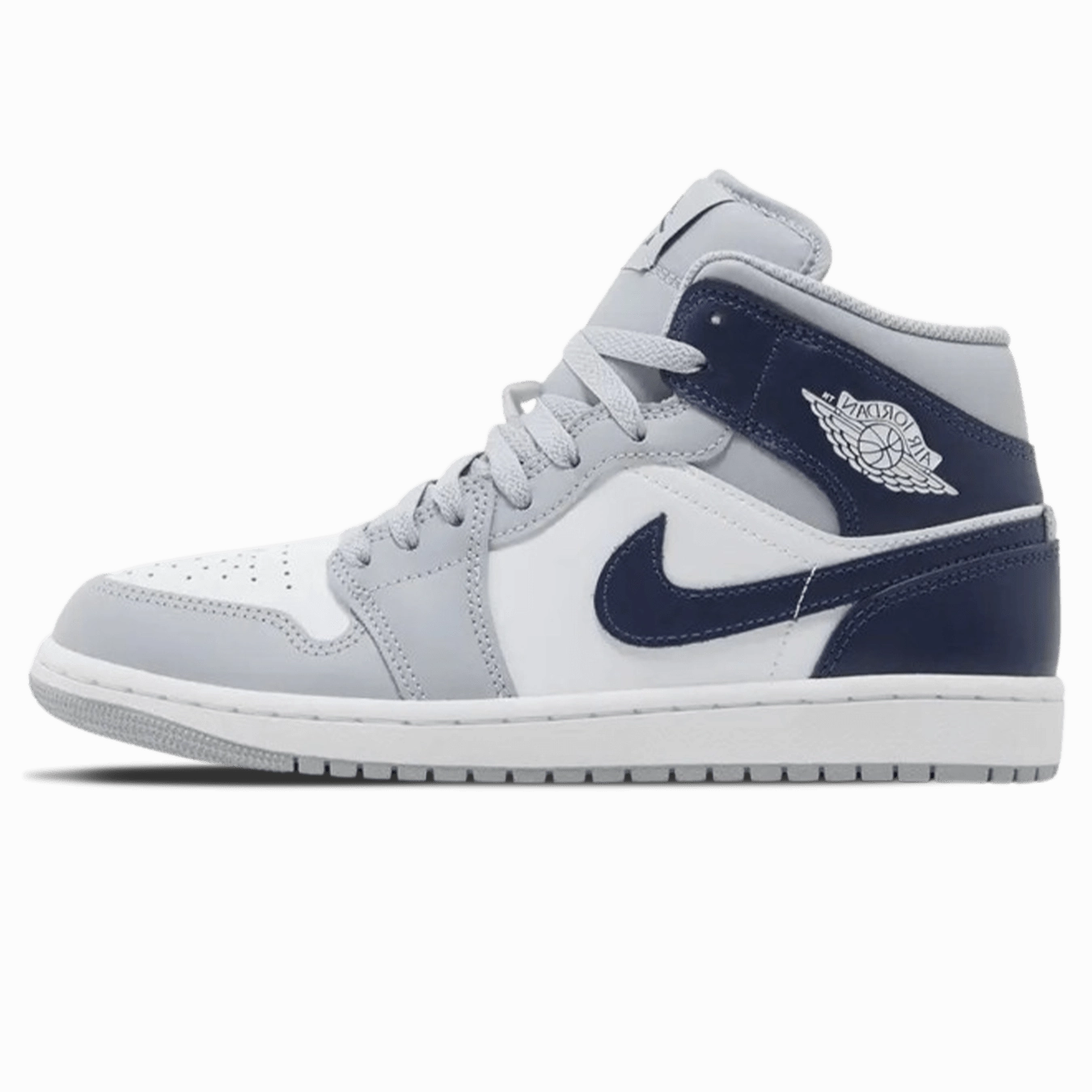 Air Jordan 1 Mid 'Wolf Grey Midnight Navy' Air Jordan 1 Mid versatile shoes for daily wear