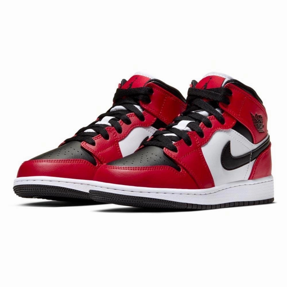 Air Jordan 1 Mid Chicago Black Toe GS Air Jordan 1 vintage style sneakers