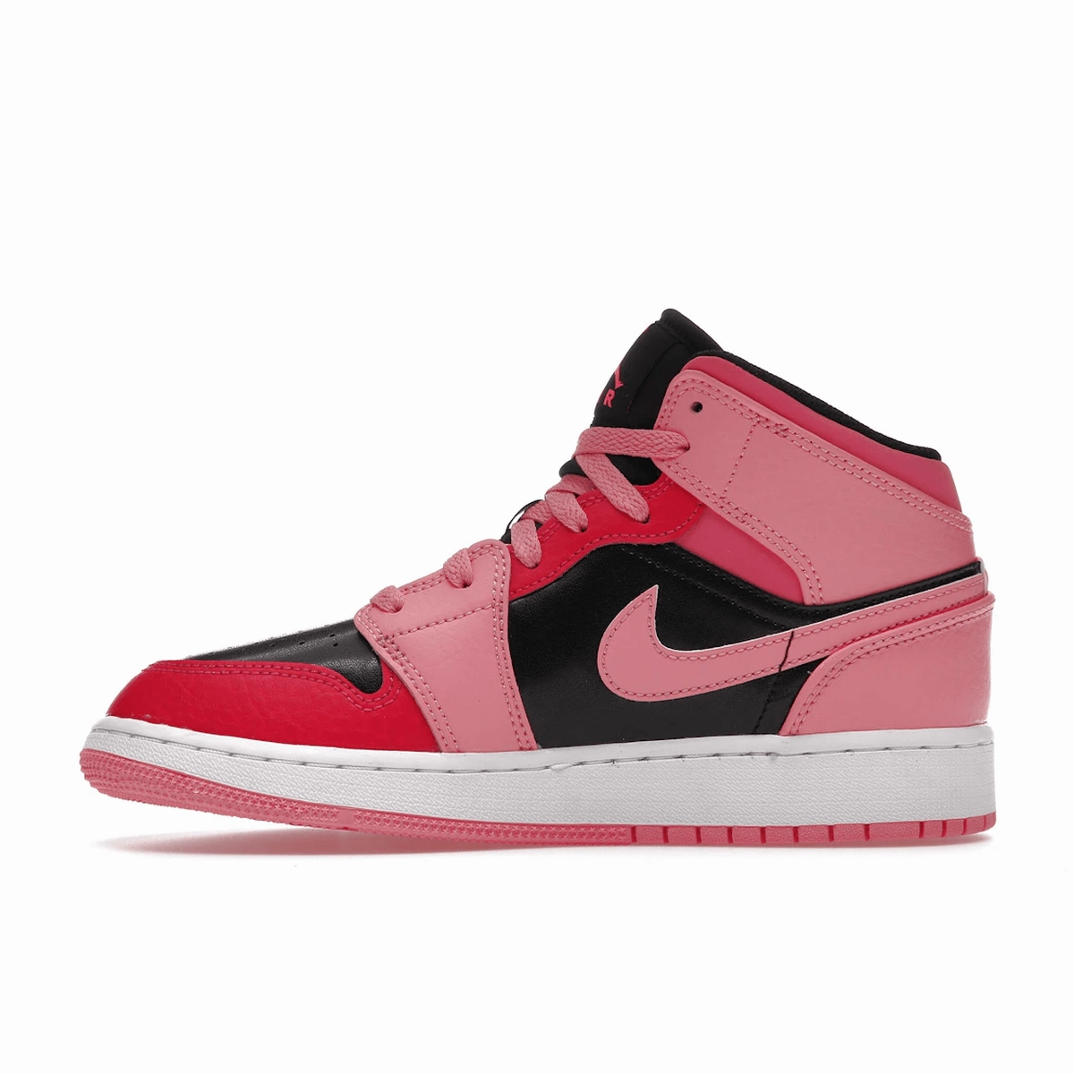 Air Jordan 1 Mid Coral Chalk Air Jordan 1 Mid retro sneakers