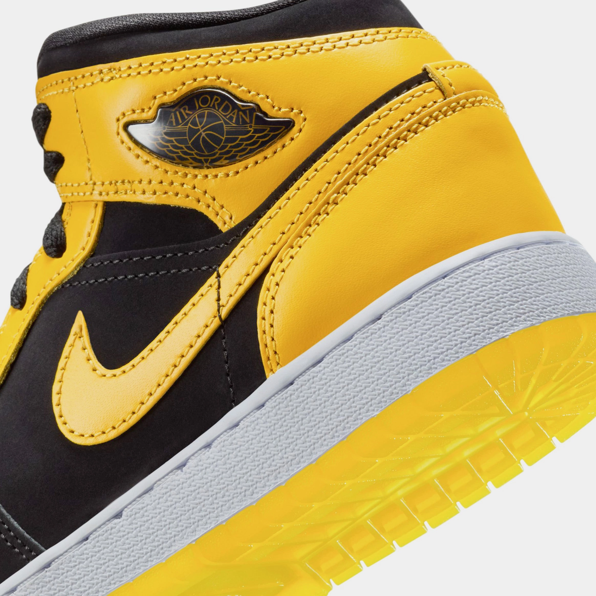 Air Jordan 1 Mid Grade School Lifestyle Shoes ( Black/White/Varsity Maize) Air Jordan 1 original design shoes