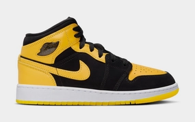 Air Jordan 1 Mid Grade School Lifestyle Shoes ( Black/White/Varsity Maize) Air Jordan 1 classic shoes for streetwear looks