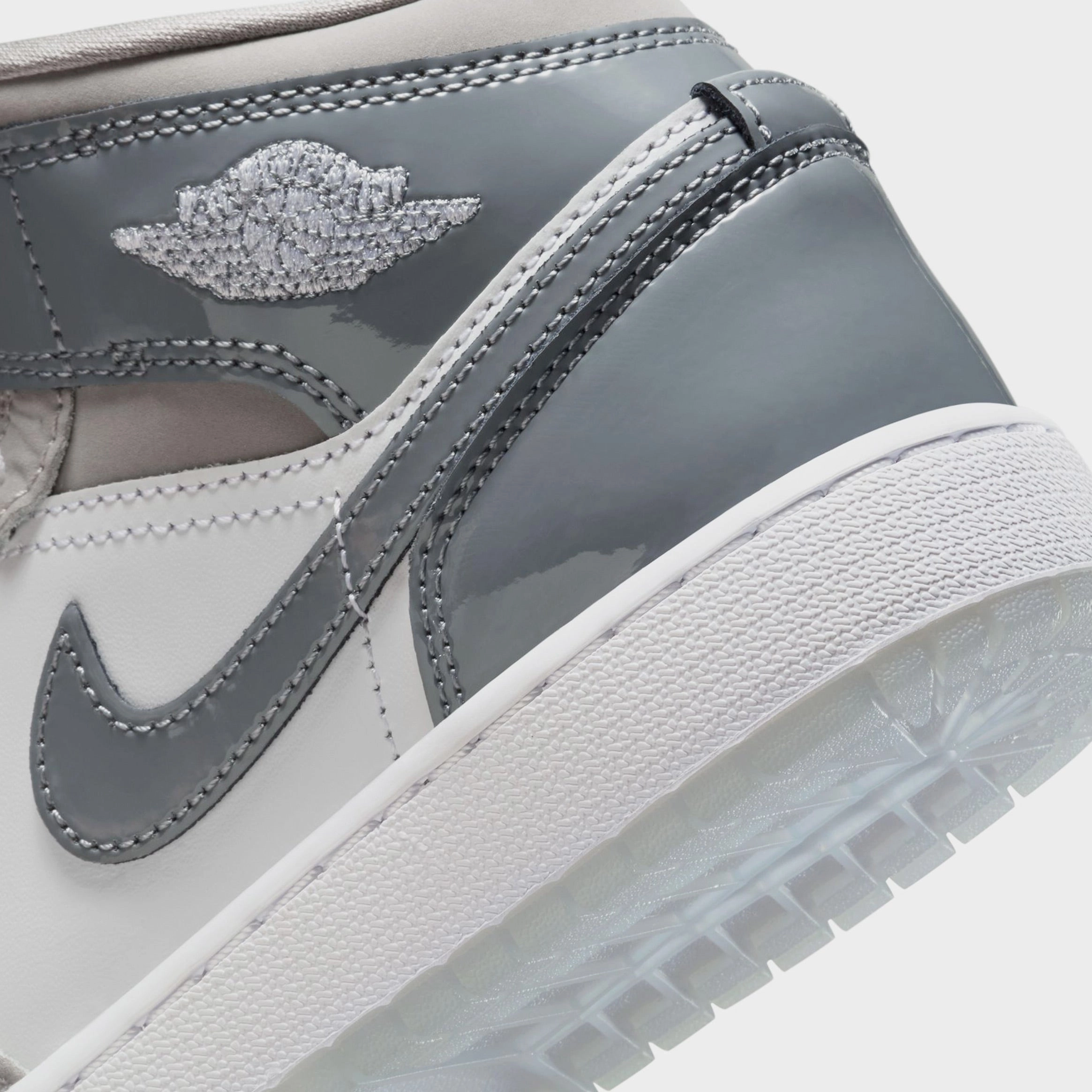 Air Jordan 1 Mid Grade School Lifestyle Shoes (White/Cool Grey/Medium Grey) Air Jordan 1 original design shoes