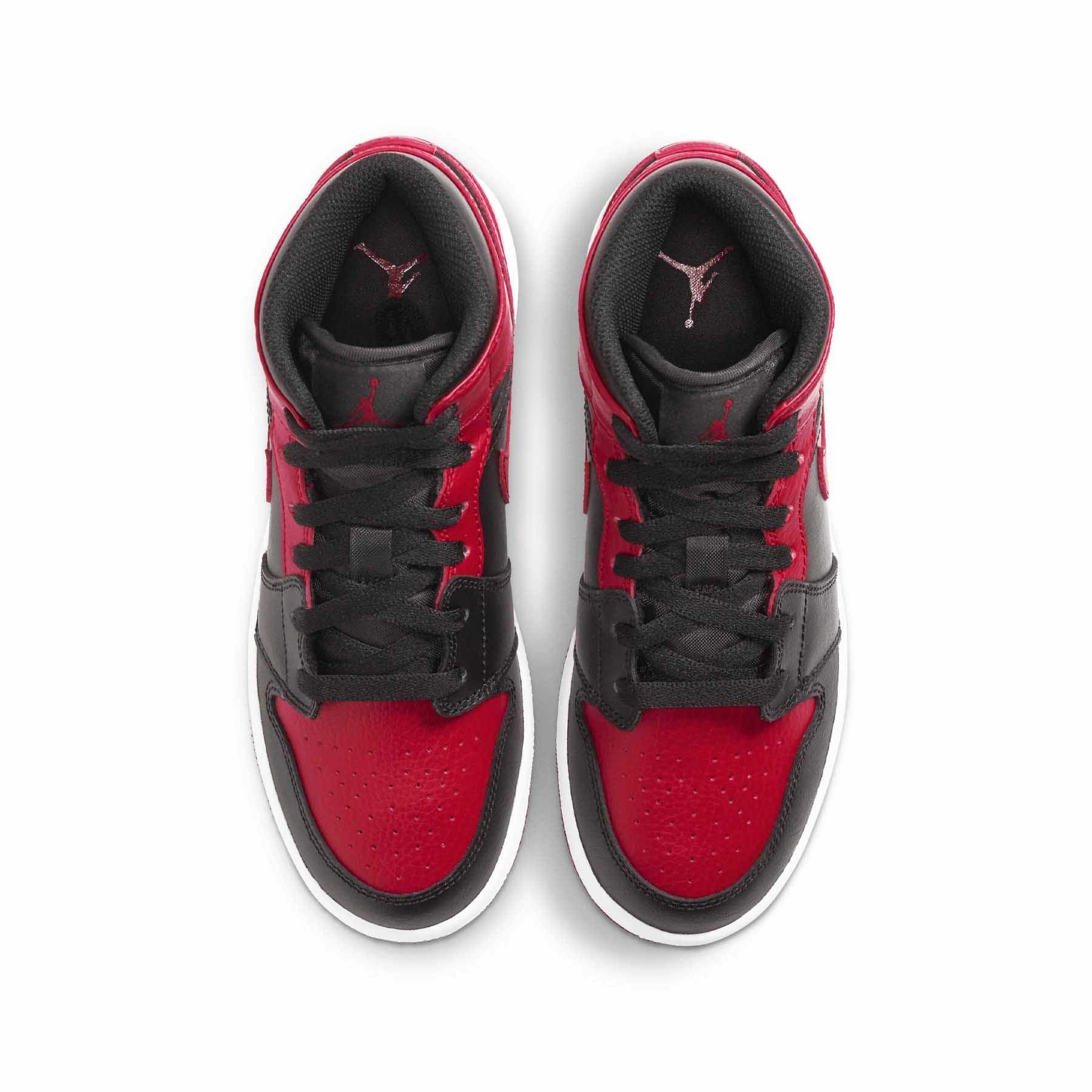 Air Jordan 1 Mid GS 'Banned' Air Jordan 1 vintage style sneakers