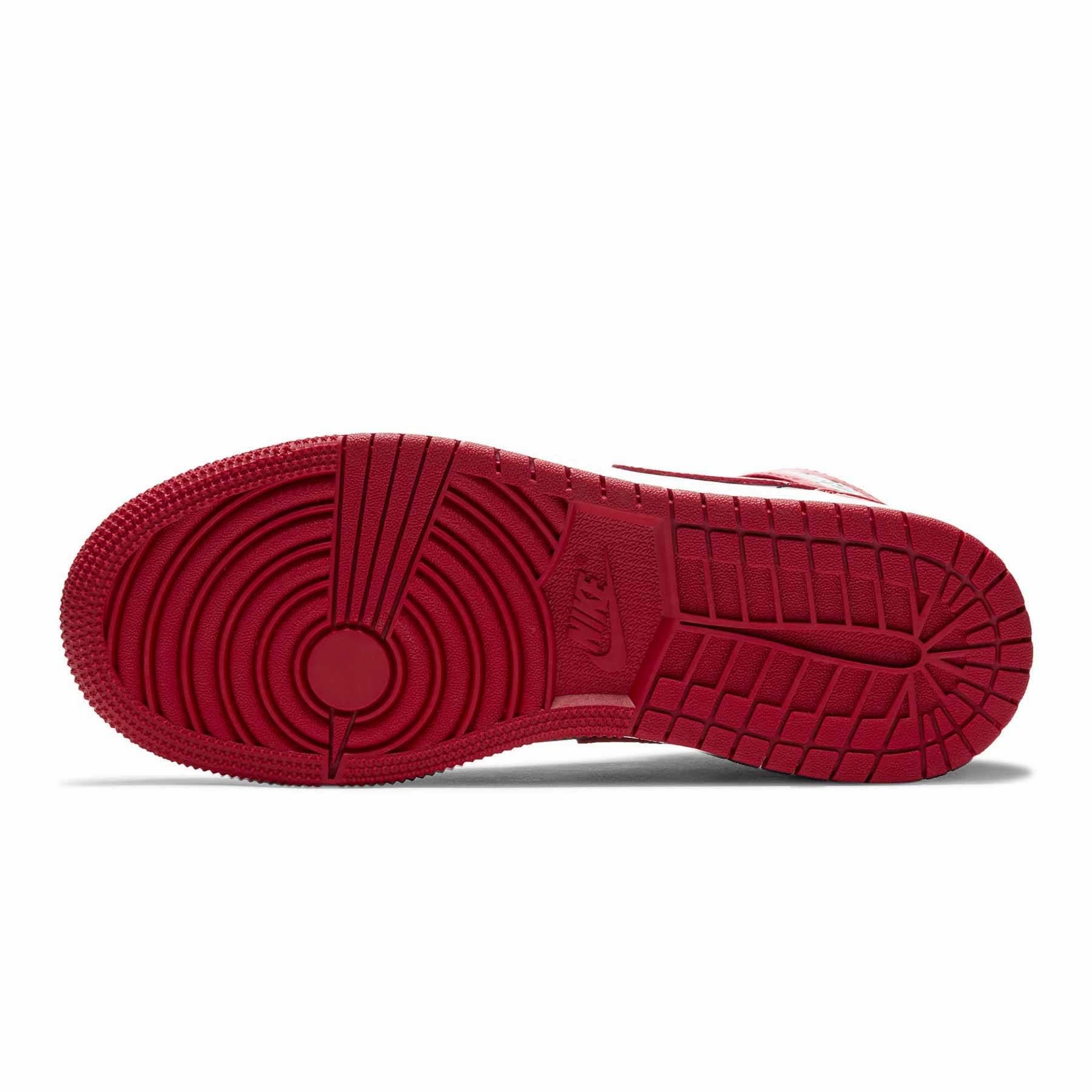 Air Jordan 1 Mid GS 'Banned' Air Jordan 1 vintage style sneakers
