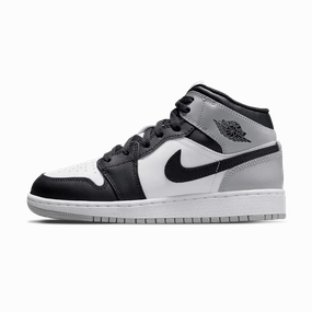 Air Jordan 1 Mid GS 'Barons' Air Jordan 1 sneakers with heritage court style